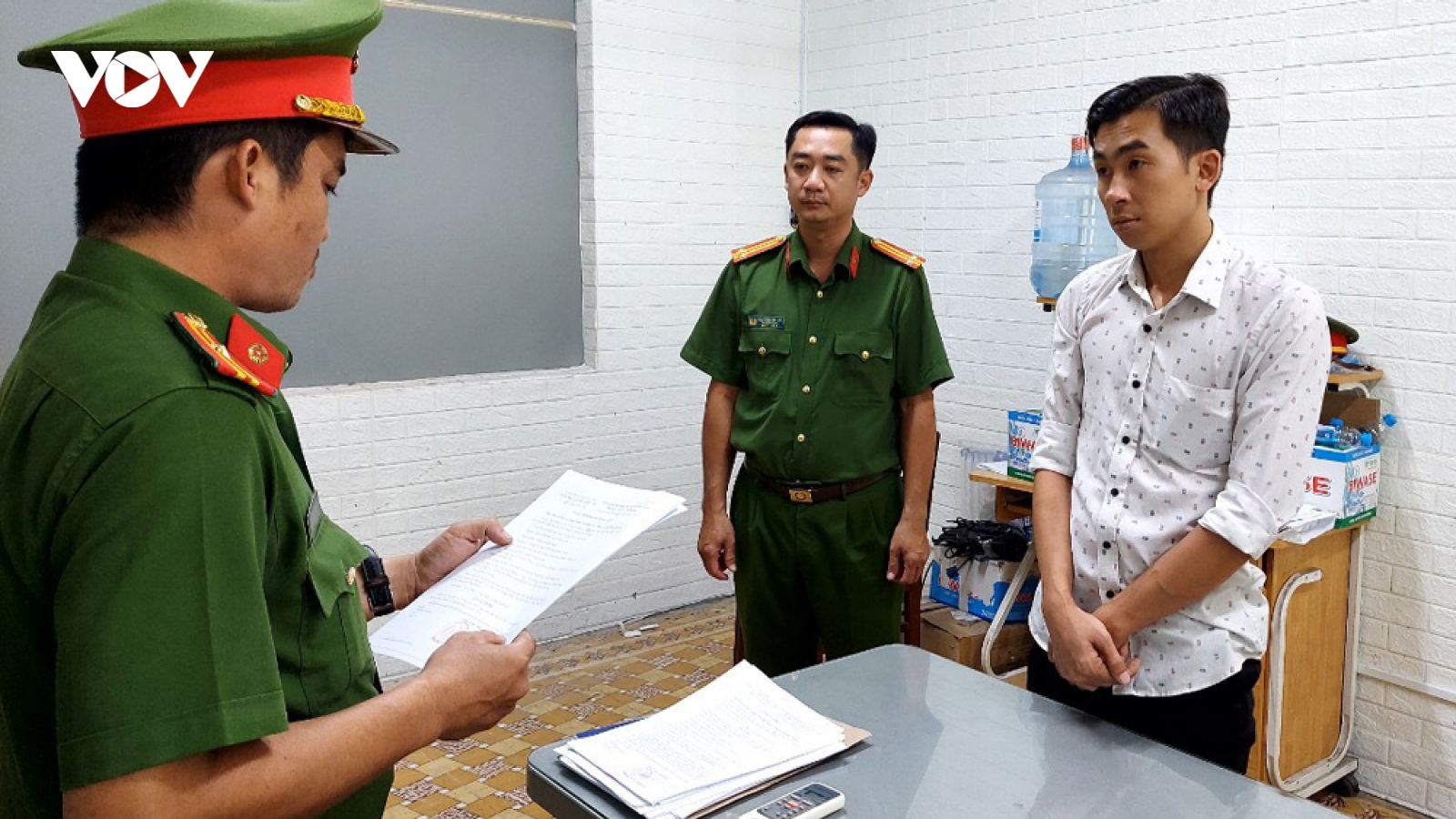 Lừa đảo, chiếm đoạt hàng chục tỷ đồng, giám đốc công ty BĐS ở Bình Dương bị bắt