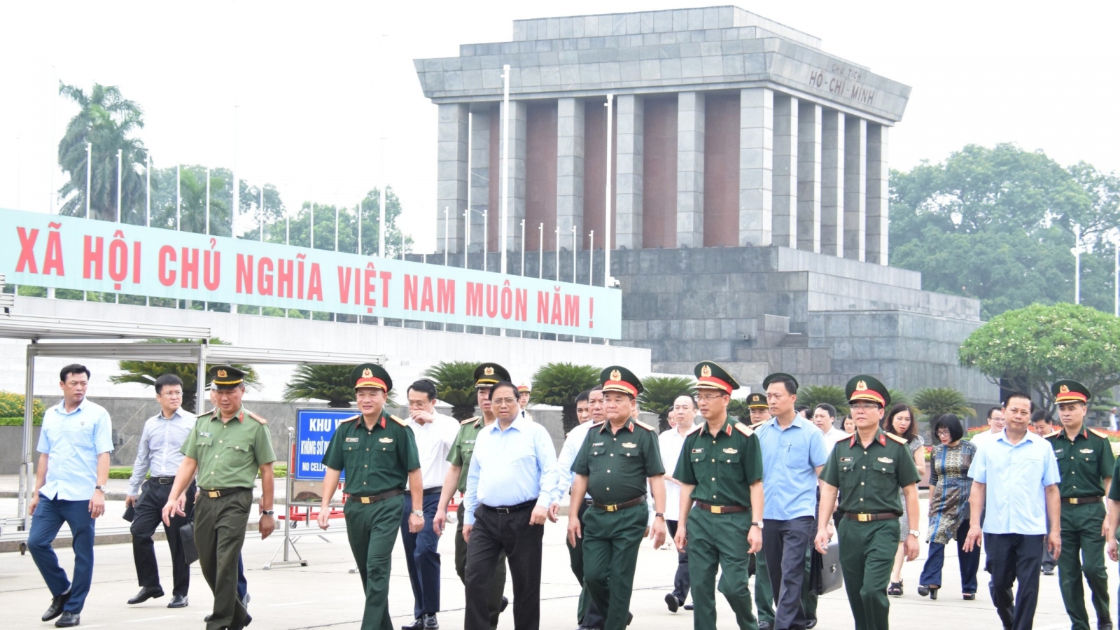 Thủ tướng kiểm tra công tác tu bổ định kỳ công trình Lăng Chủ tịch Hồ Chí Minh