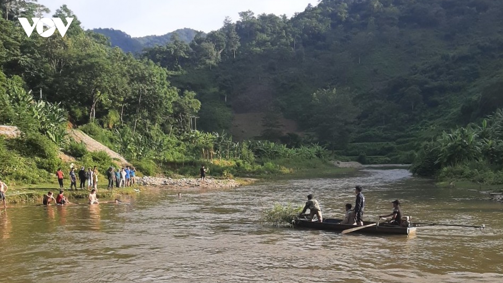 Cao Bằng: Hai học sinh mất tích khi tắm suối