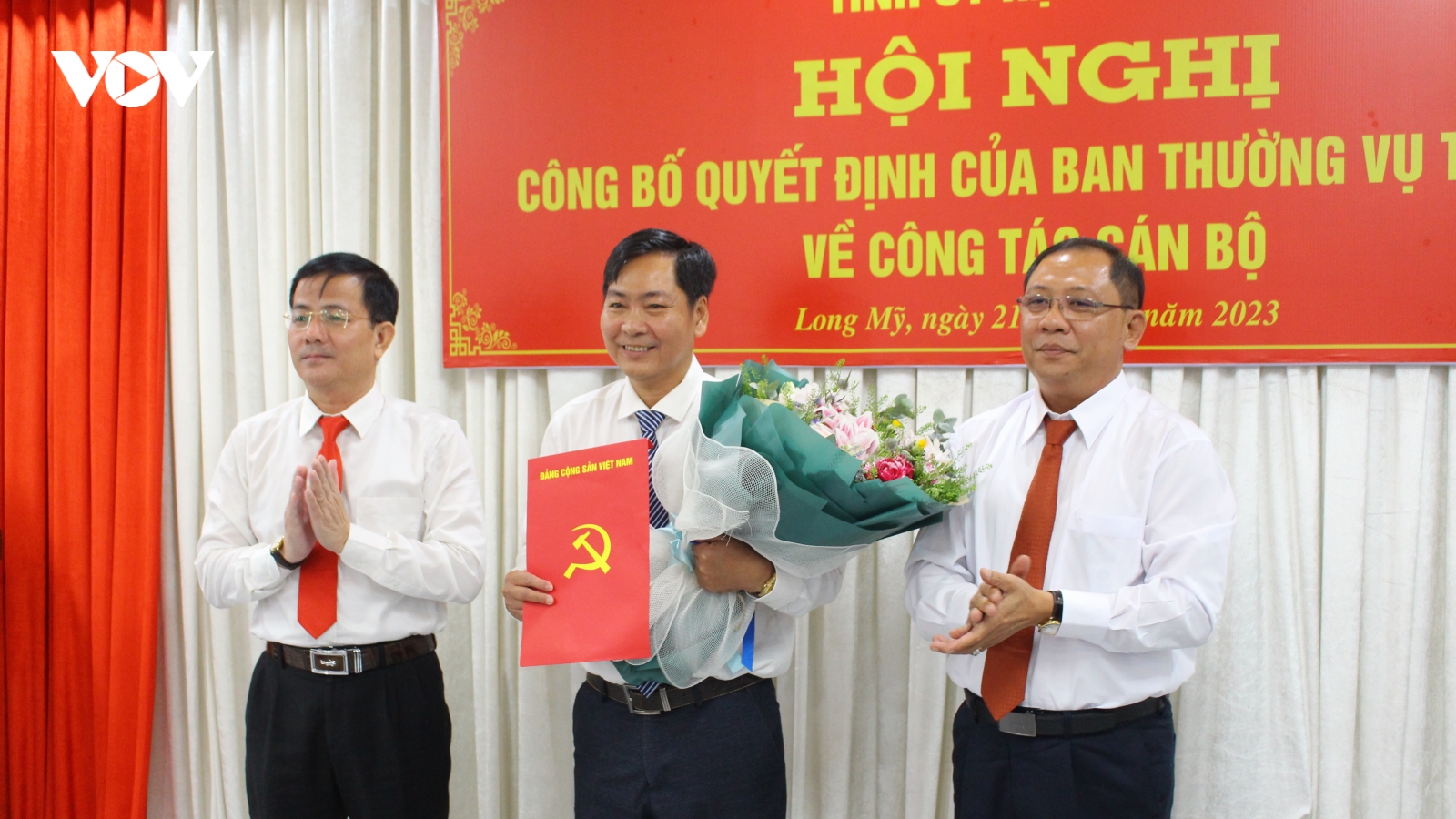 Hậu Giang: Công bố quyết định của Ban Thường vụ Tỉnh ủy về công tác cán bộ