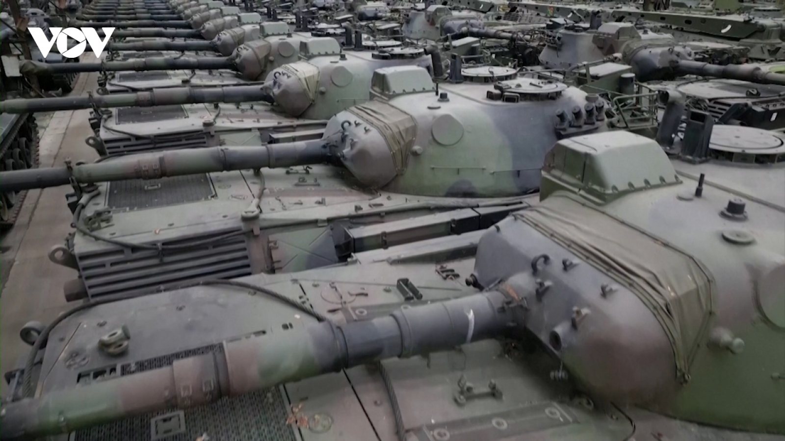 Quốc gia châu Âu mua hàng chục xe tăng Leopard 1 cũ cho Ukraine