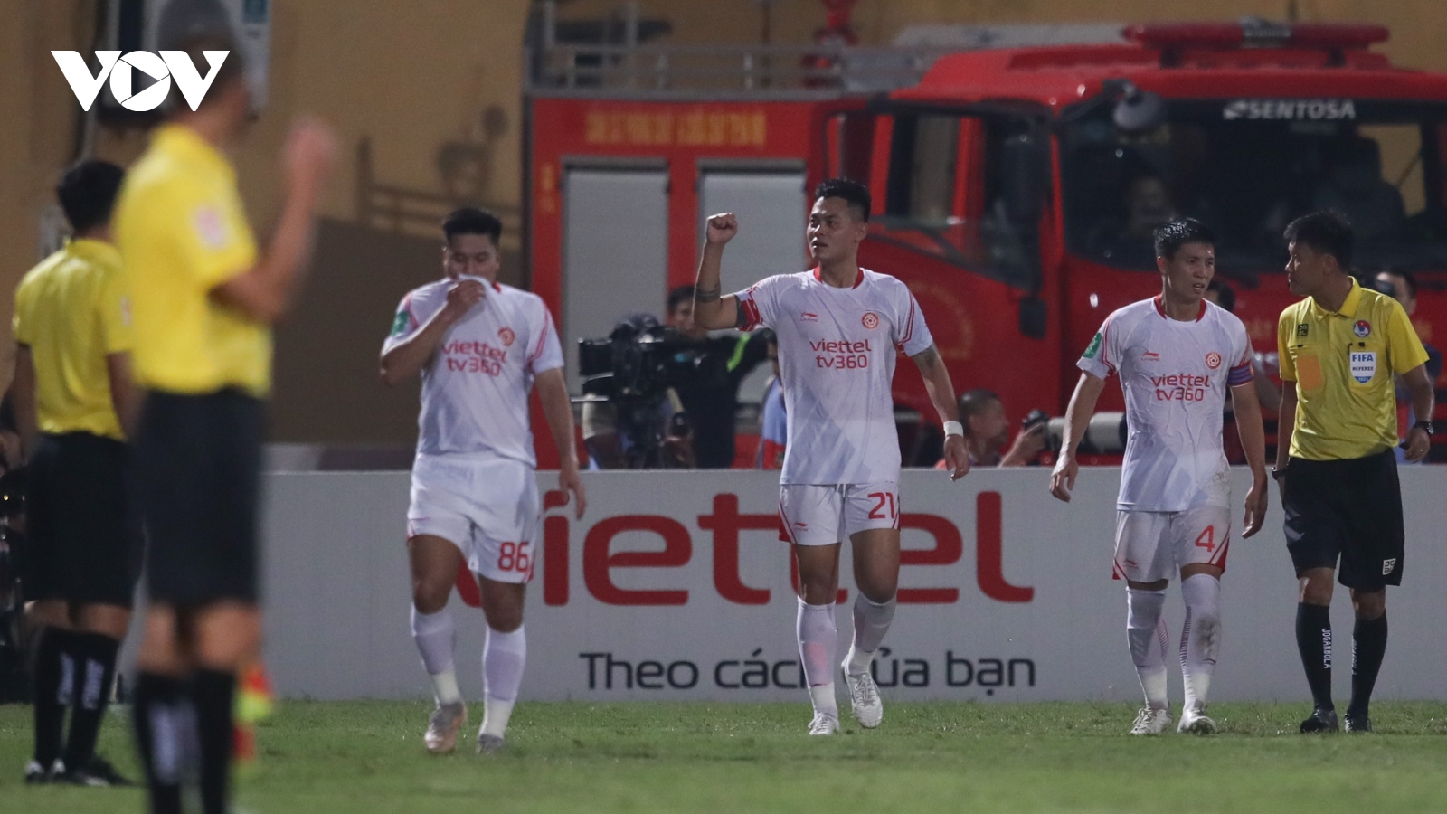 Đức Chiến ghi bàn phút bù giờ, Viettel FC vượt ải Bình Định ở Cúp Quốc gia