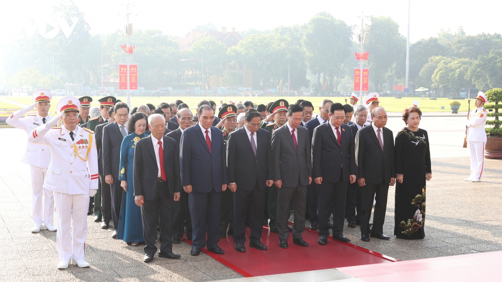 Lãnh đạo Đảng, Nhà nước vào Lăng viếng Chủ tịch Hồ Chí Minh