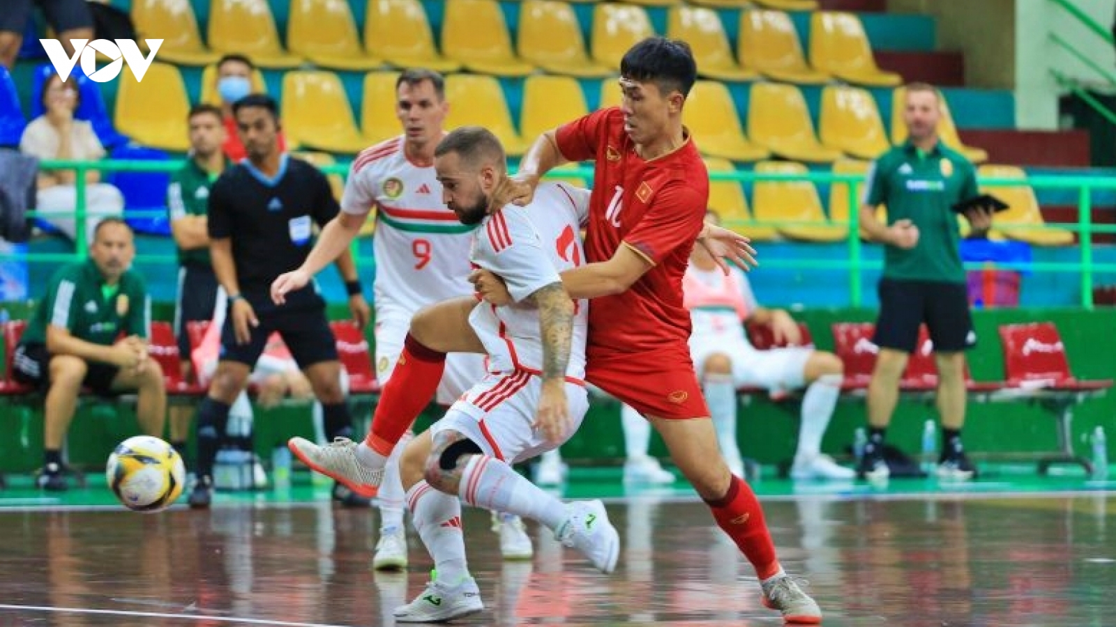 ĐT Futsal Việt Nam thua đậm trước ĐT Futsal Hungary