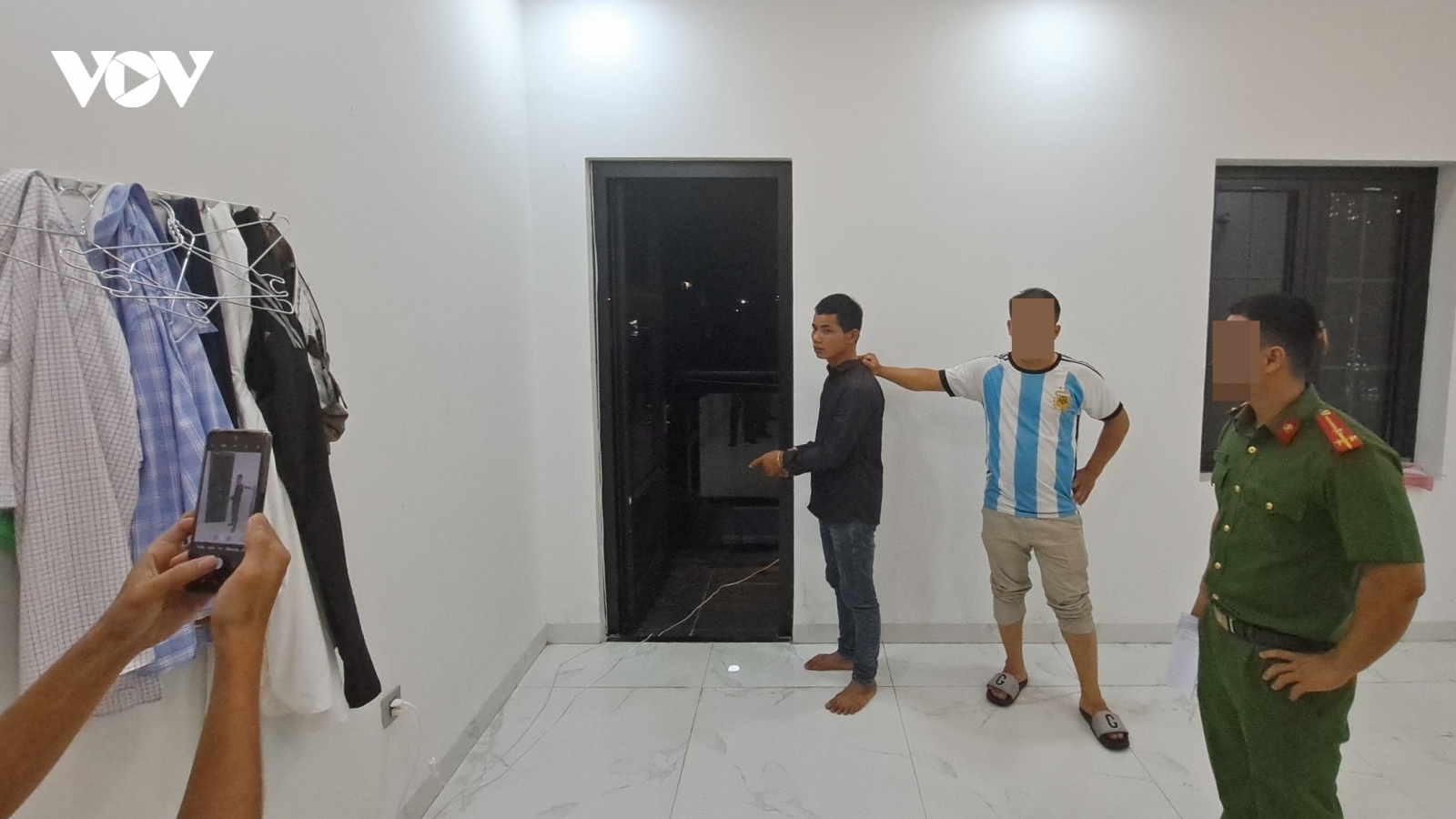 Bắt "siêu trộm" đột nhập hàng loạt shophouse, nhà dân trộm cắp tài sản