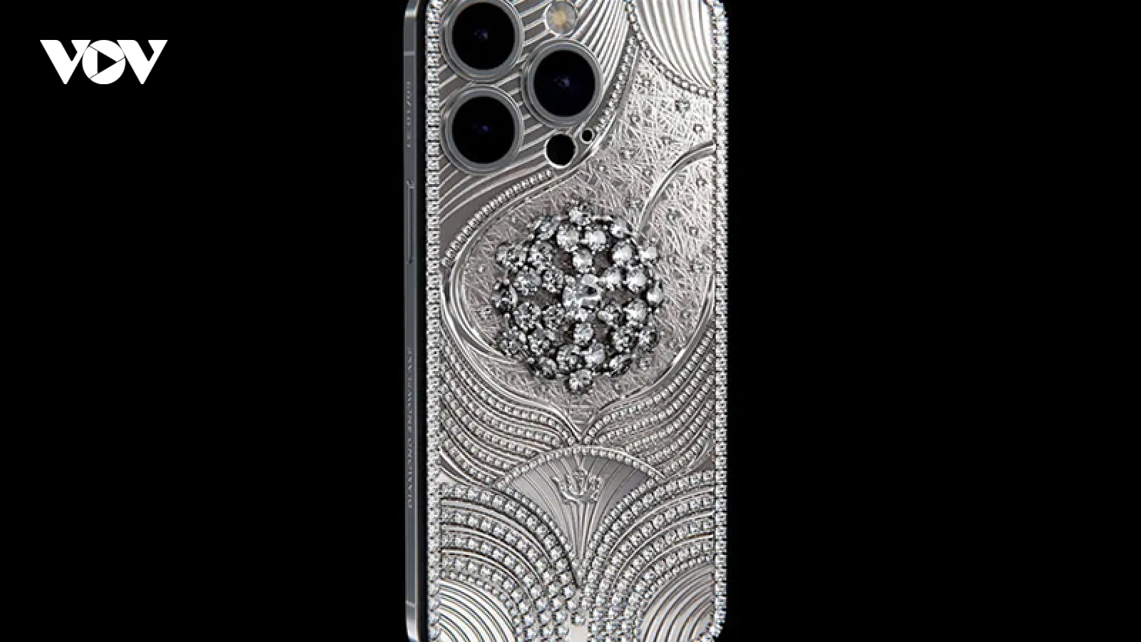 Phiên bản iPhone 15 Pro sang trọng có giá gần 14 tỷ đồng