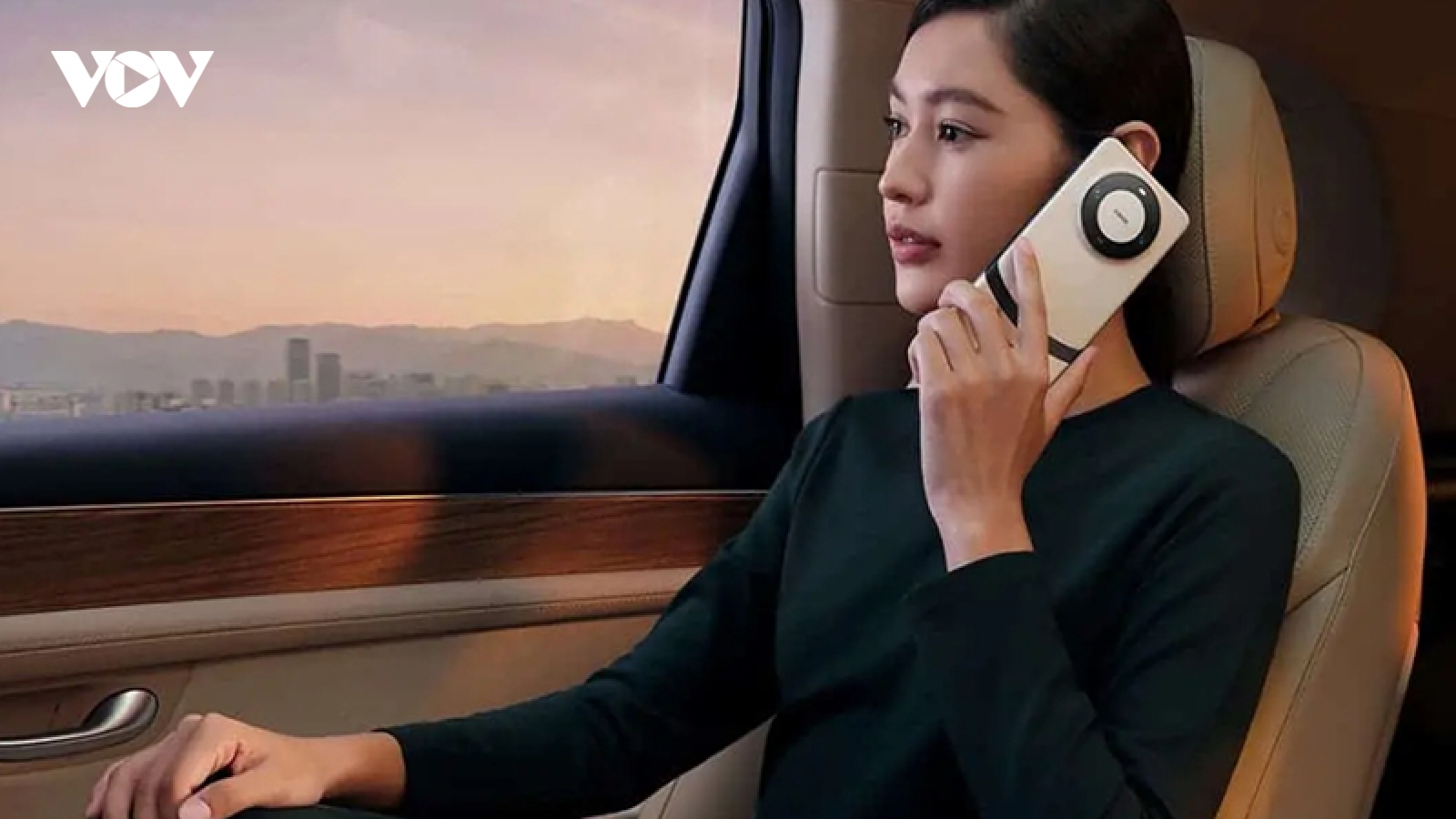 Mate 60 Pro chịu rơi tốt hơn smartphone cao cấp của Samsung