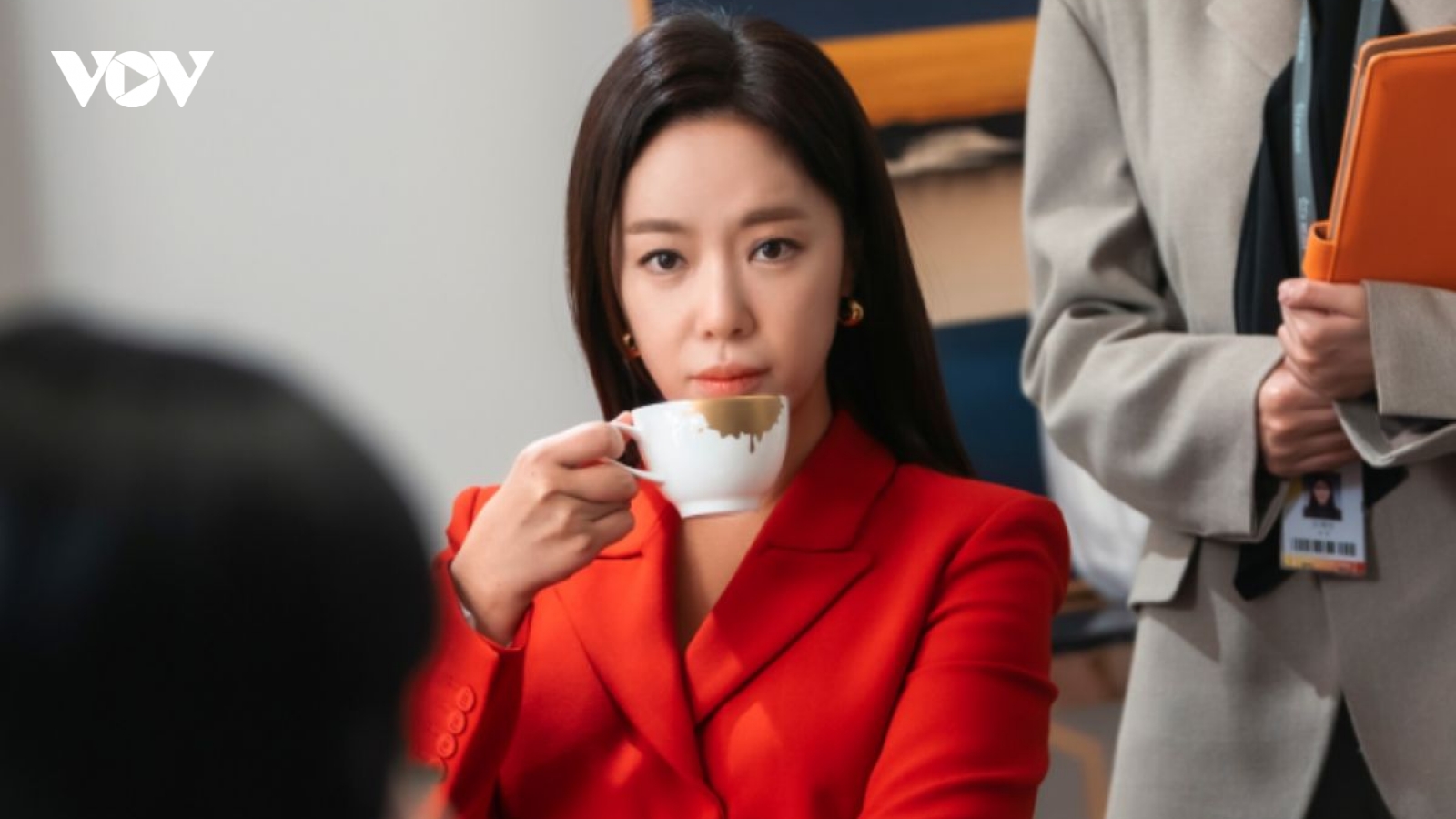 Hwang Jung Eum lần đầu đóng vai ác, bị chê kém xa Kim So Yeon