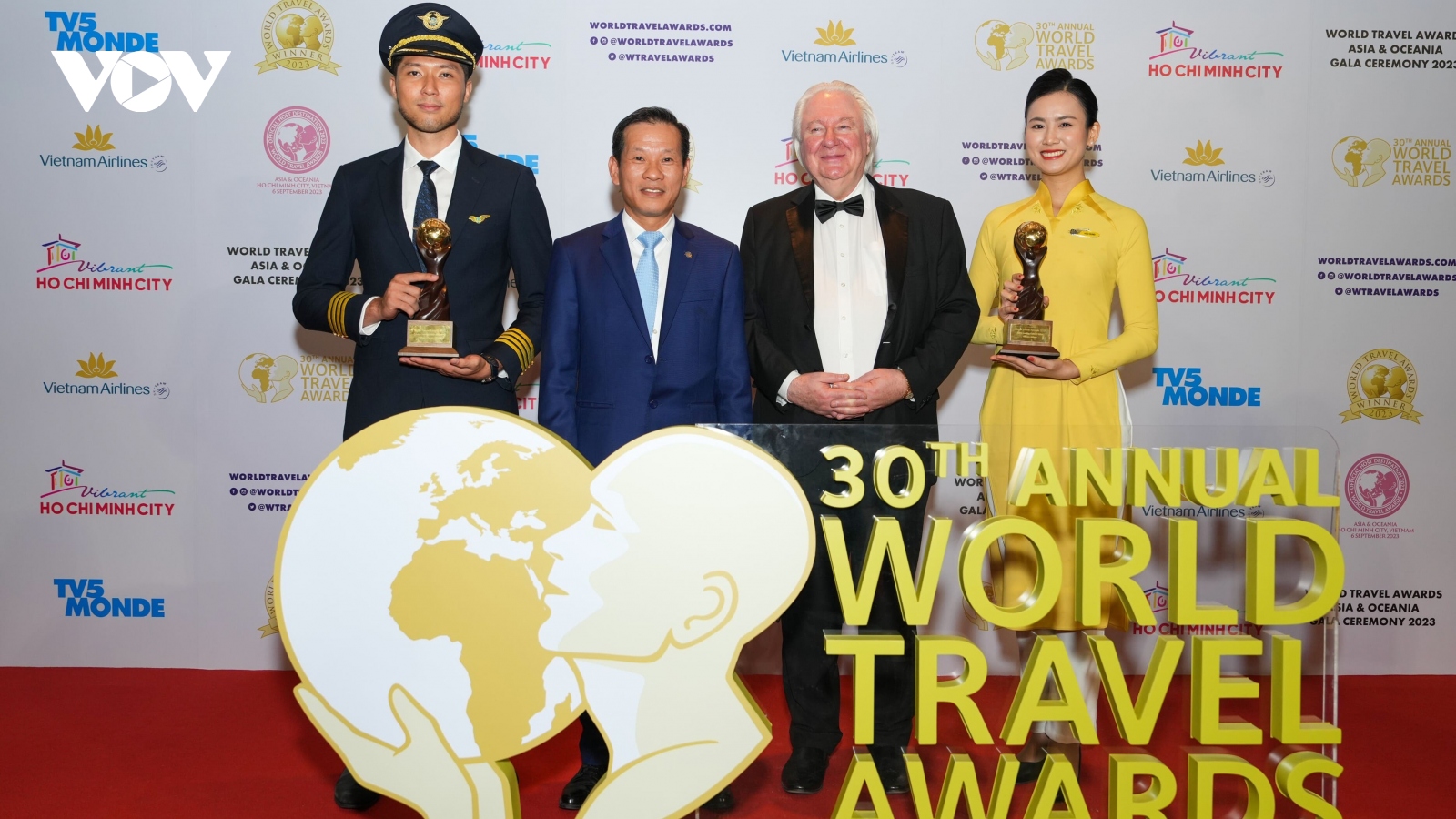 Vietnam Airlines nhận 4 giải thưởng tại World Travel Awards khu vực Châu Á