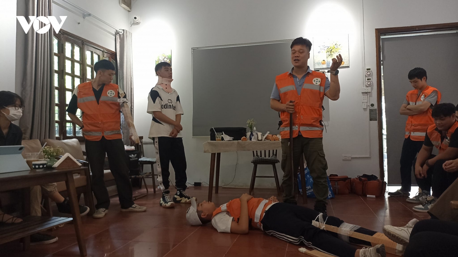 Đội cứu hộ FAS Angel đã được đào tạo cho tình huống cháy chung cư mini