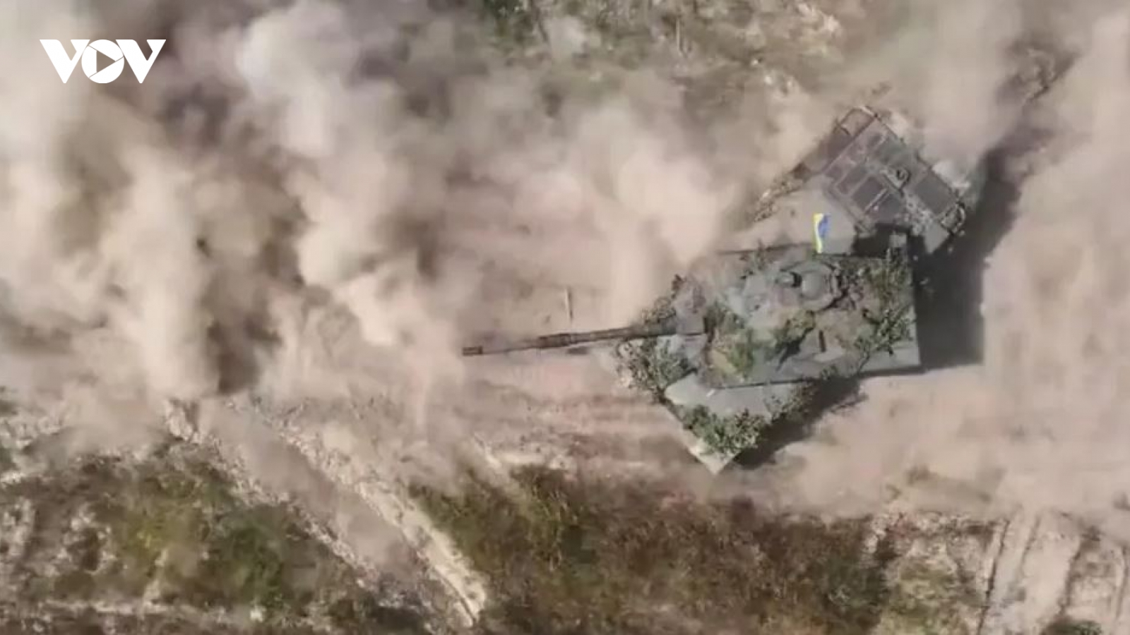 Ukraine tổn thất xe tăng hạng nặng Challenger 2 đầu tiên