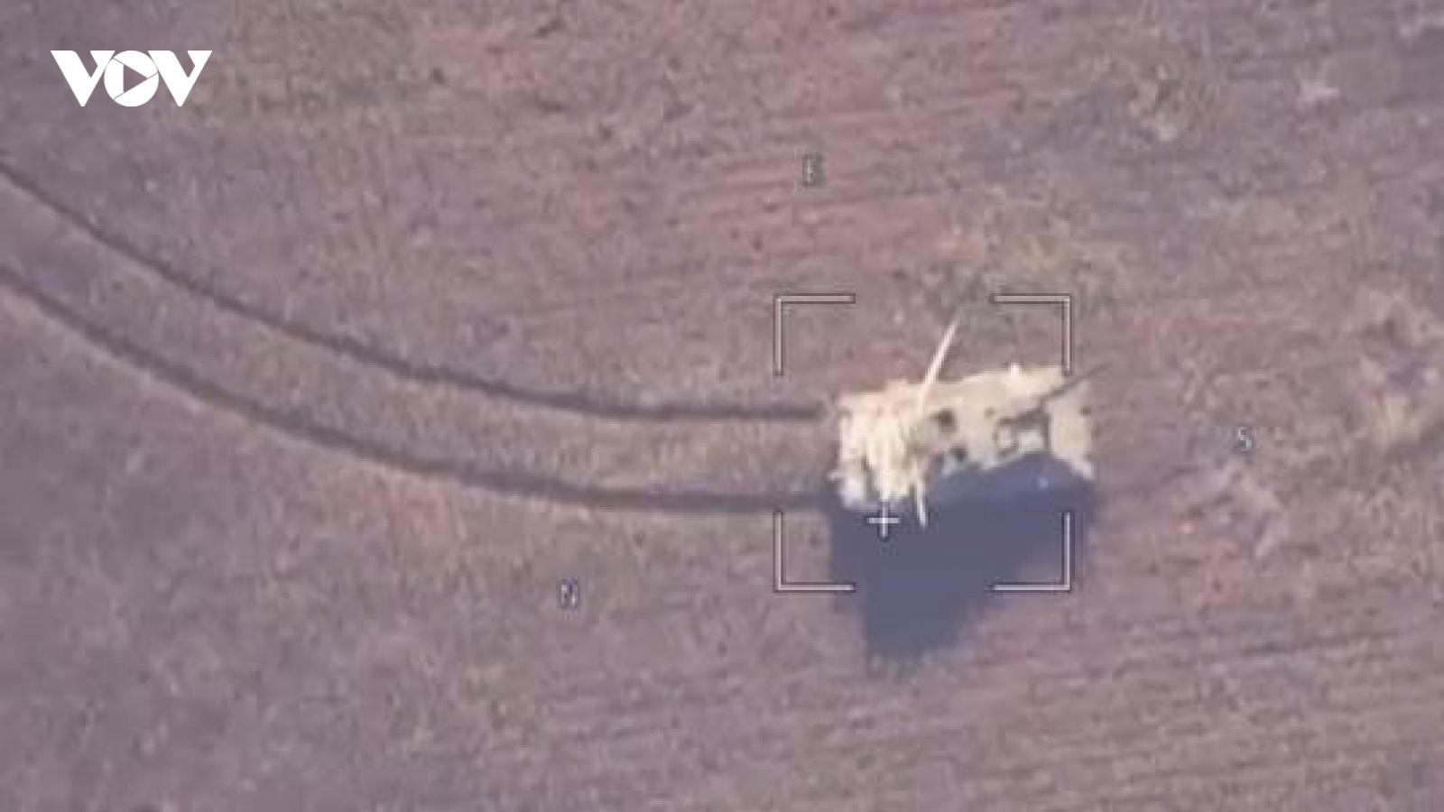 Cận cảnh Nga dùng UAV Lancet phá hủy xe tăng Leopard ở Ukraine