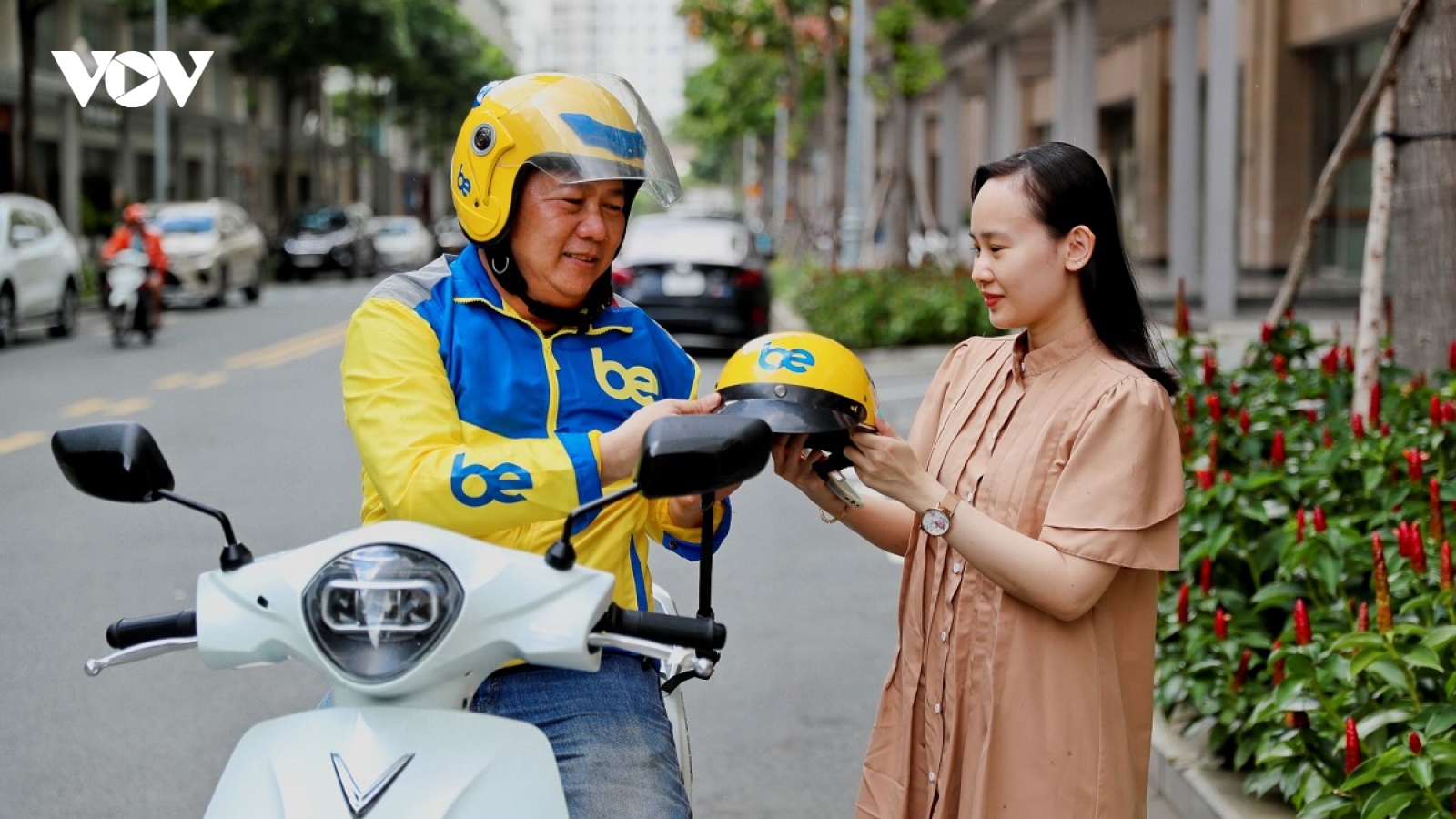 Be group hợp tác cùng VinFast và Cake by VPBank hỗ trợ tài xế chuyển đổi sang xe điện