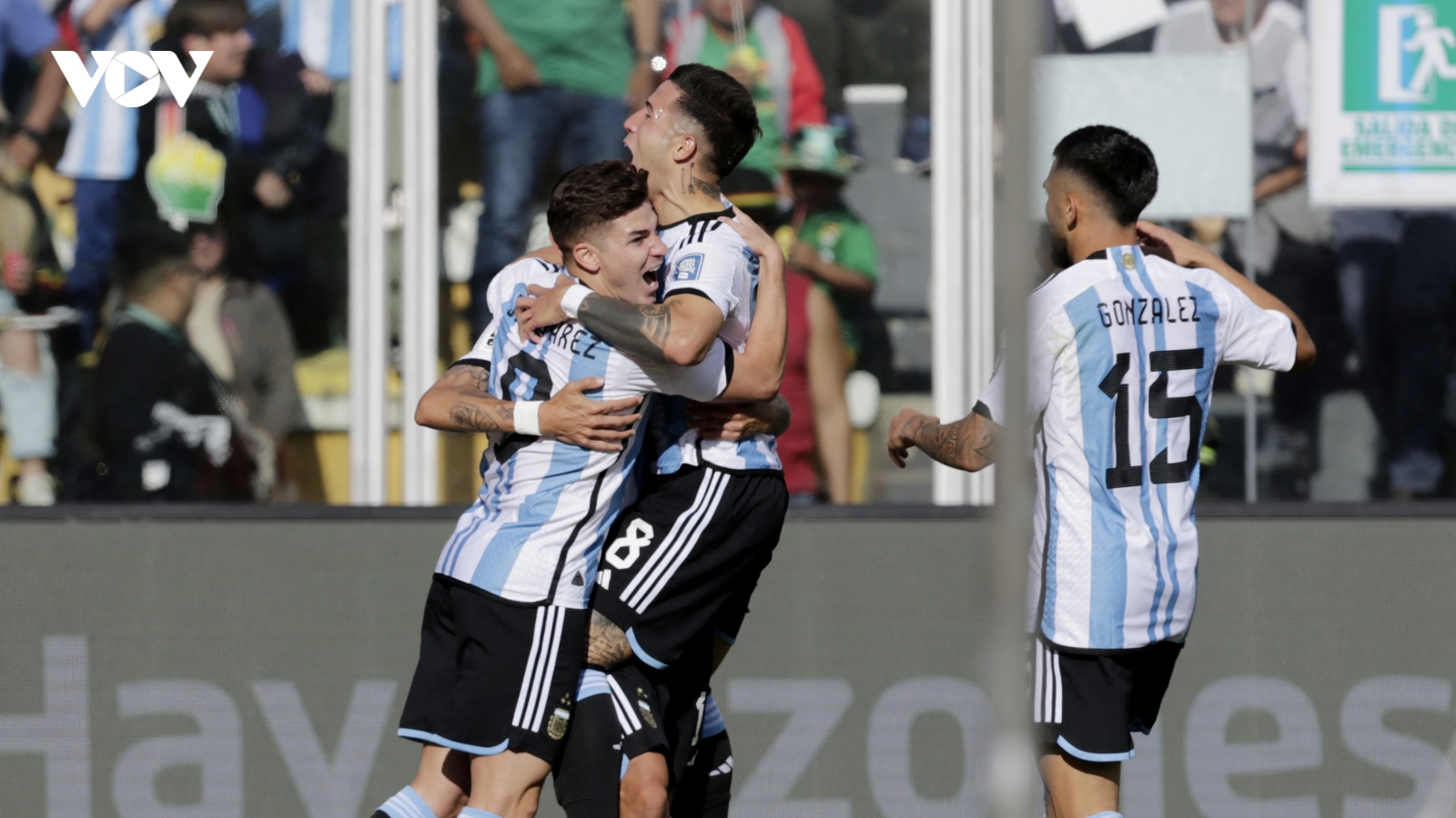 Không Messi, ĐT Argentina vẫn thắng dễ ở Bolivia