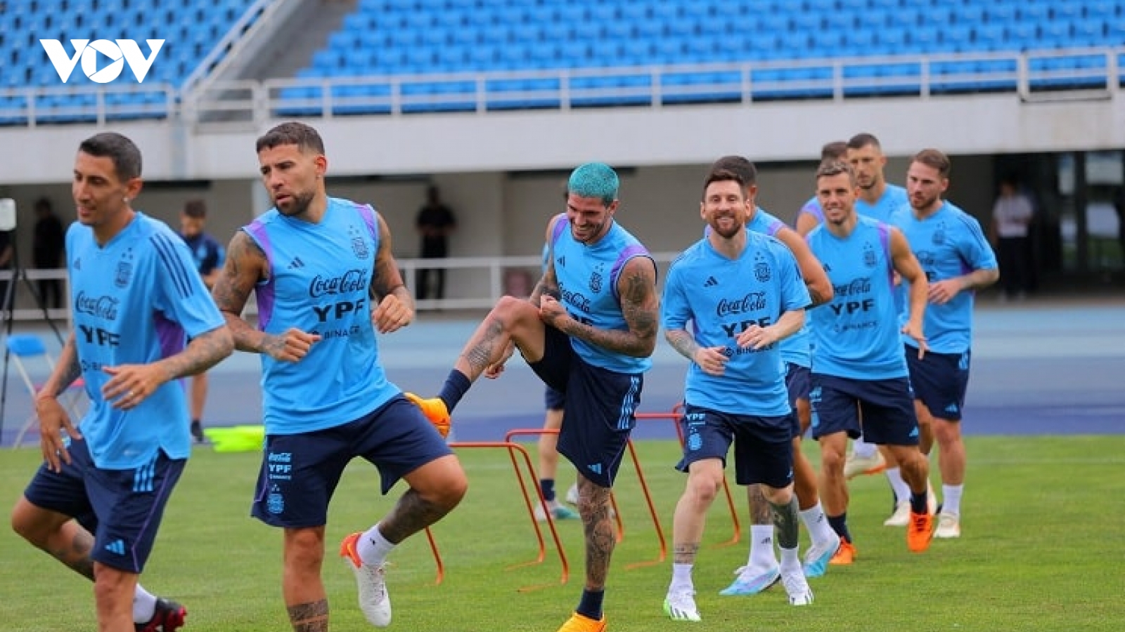 ĐT Argentina khởi động hành trình bảo vệ Cúp vàng World Cup, Messi tạm vắng mặt