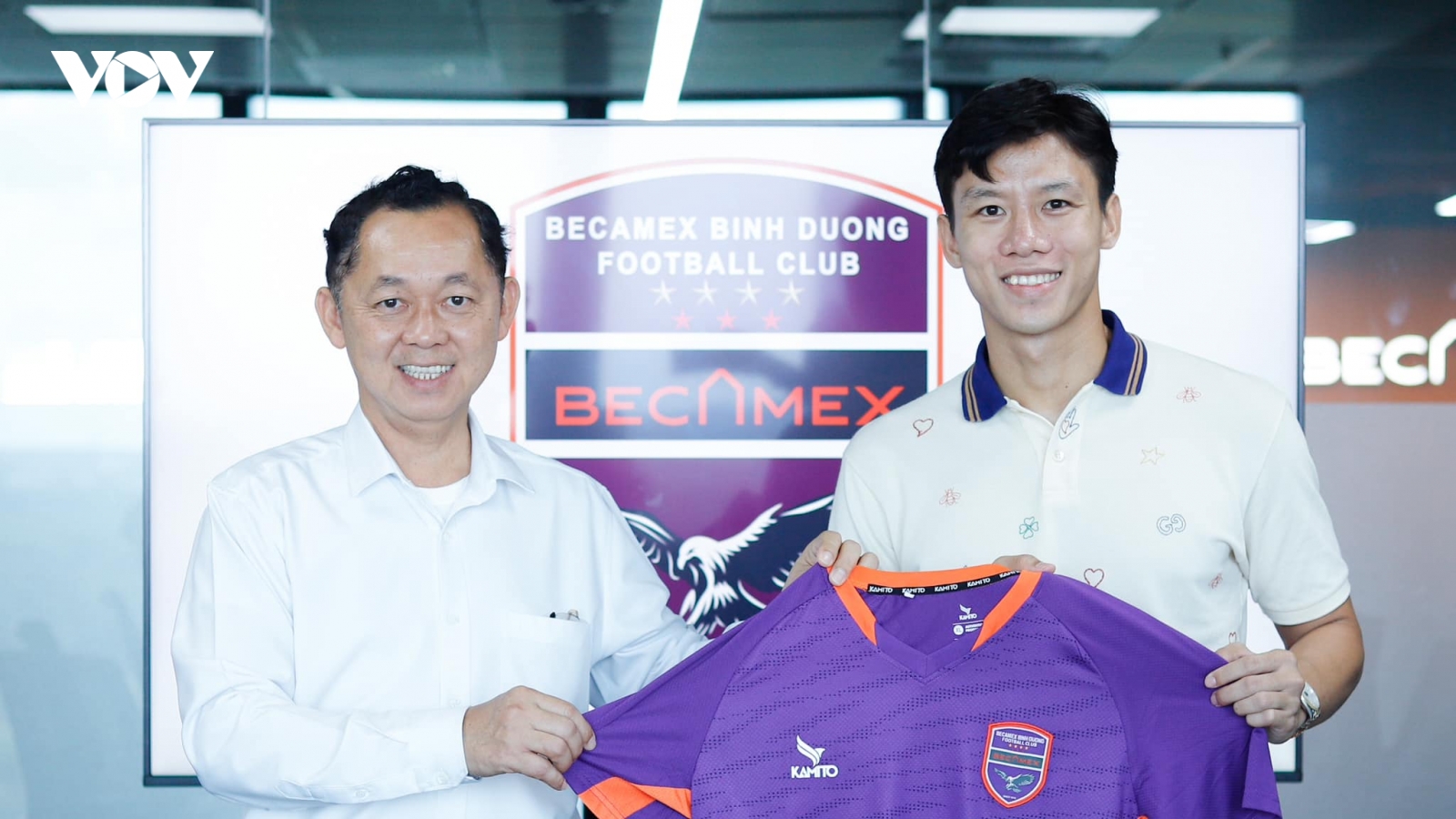 Chuyển nhượng V-League: Quế Ngọc Hải chính thức gia nhập Bình Dương