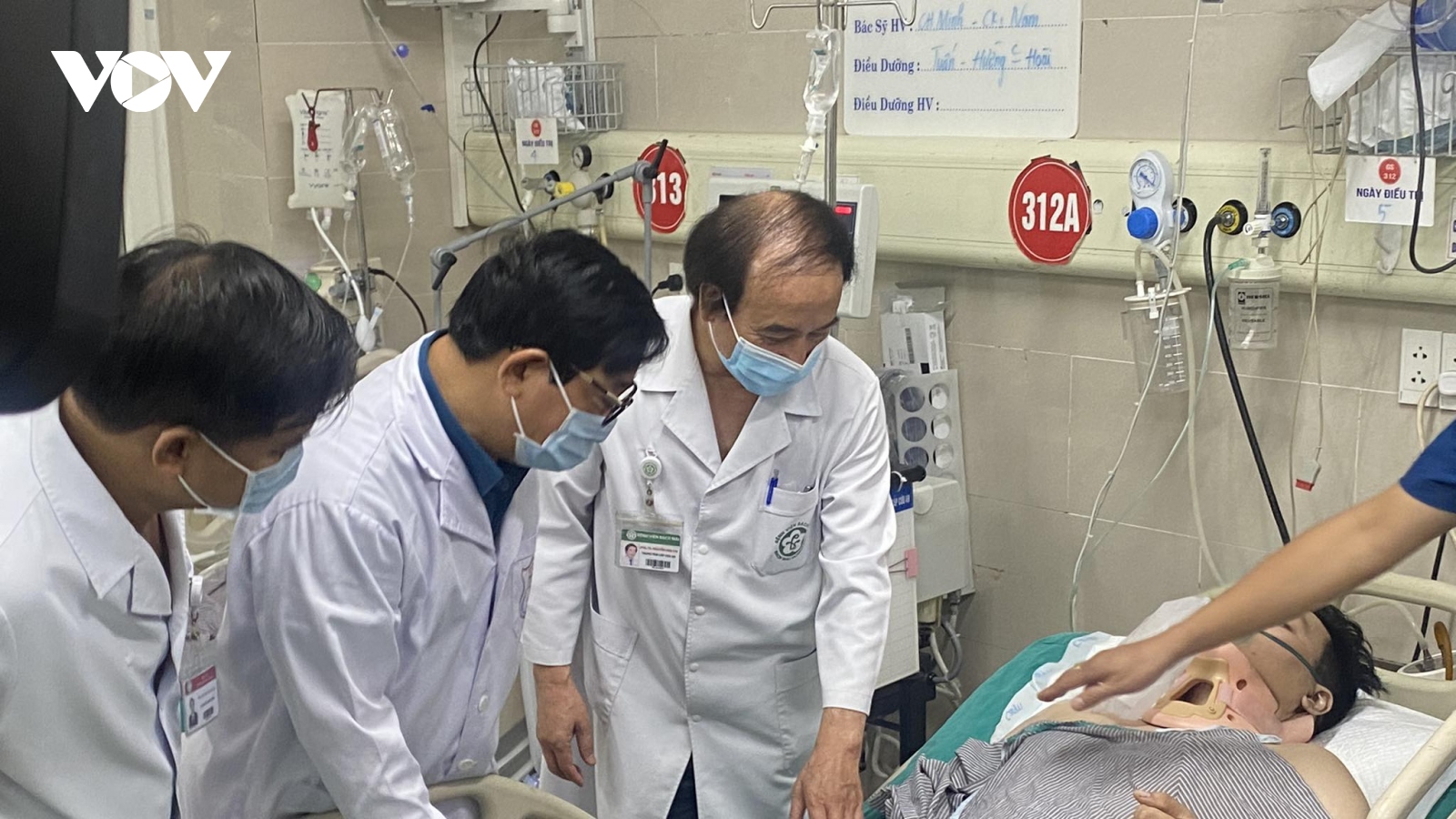 Vụ cháy chung cư mini ở Hà Nội: 24 người đang cấp cứu ở Bệnh viện Bạch Mai