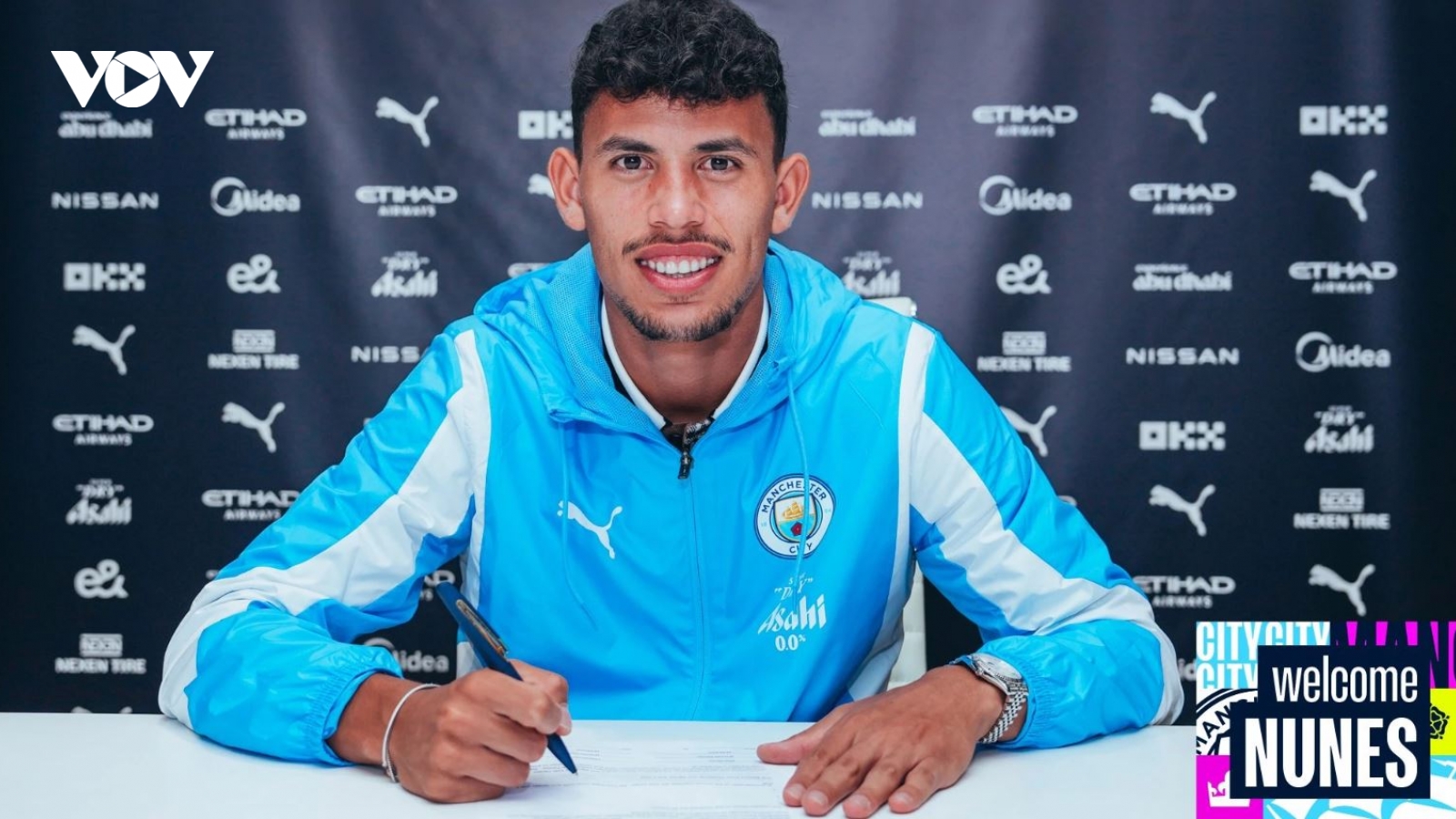 Chuyển nhượng Ngoại hạng Anh: Man City và Chelsea cùng phát nổ bom tấn