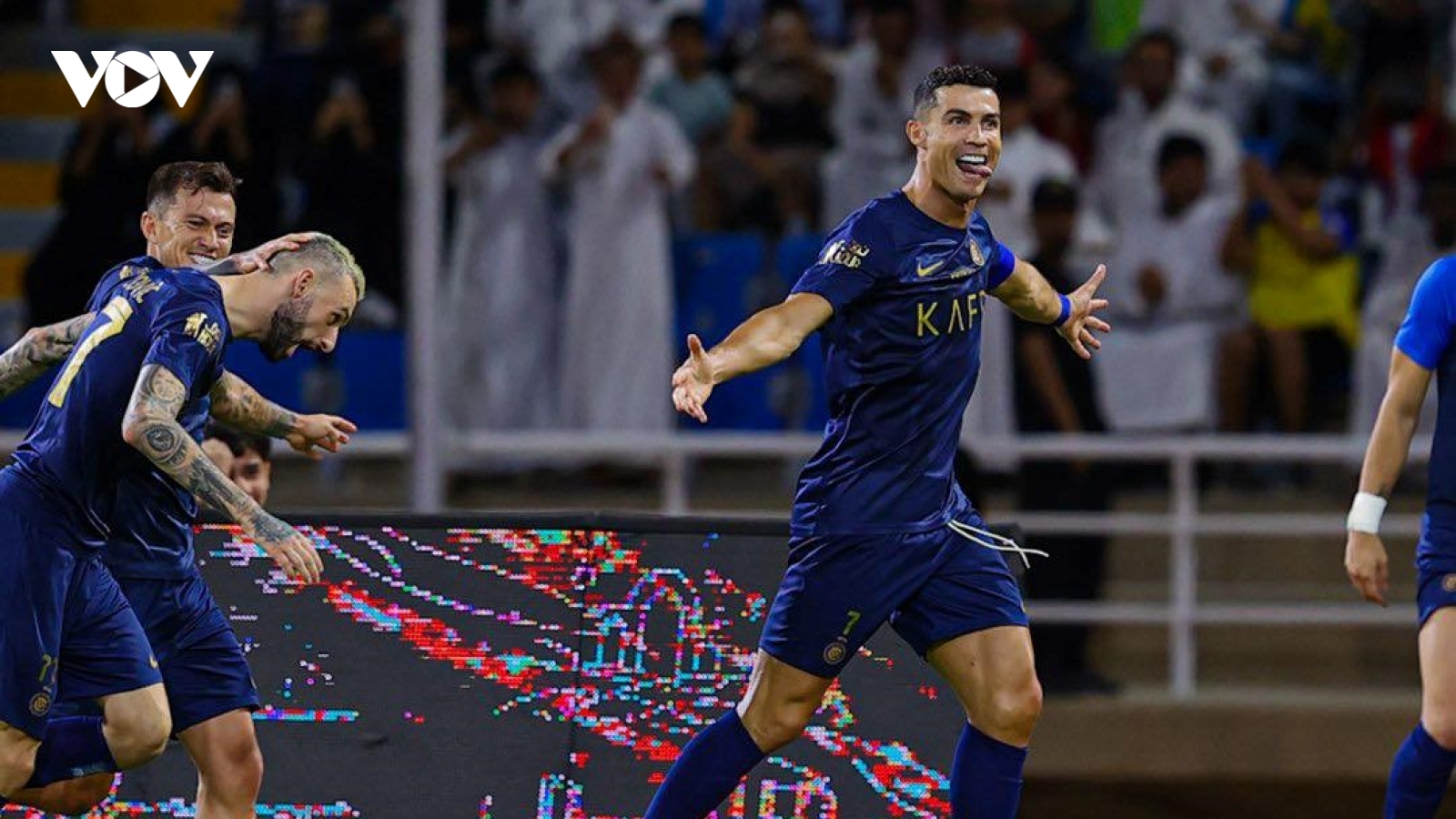 Ronaldo thăng hoa tại Al Nassr, đạt cột mốc ghi bàn không tưởng