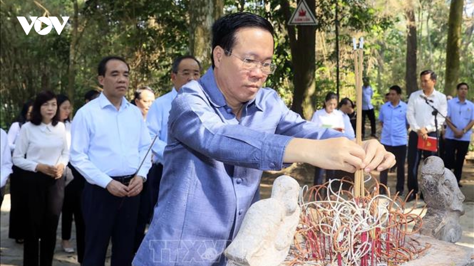 Chủ tịch nước Võ Văn Thưởng dâng hương tại Khu di tích Quốc gia đặc biệt Tân Trào
