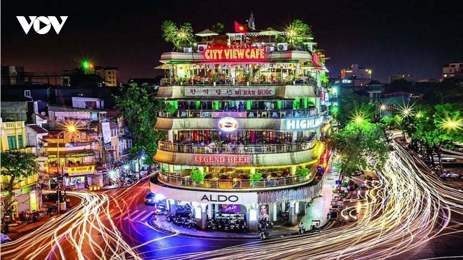 Du lịch đêm Hà Nội đang thiếu "màu"