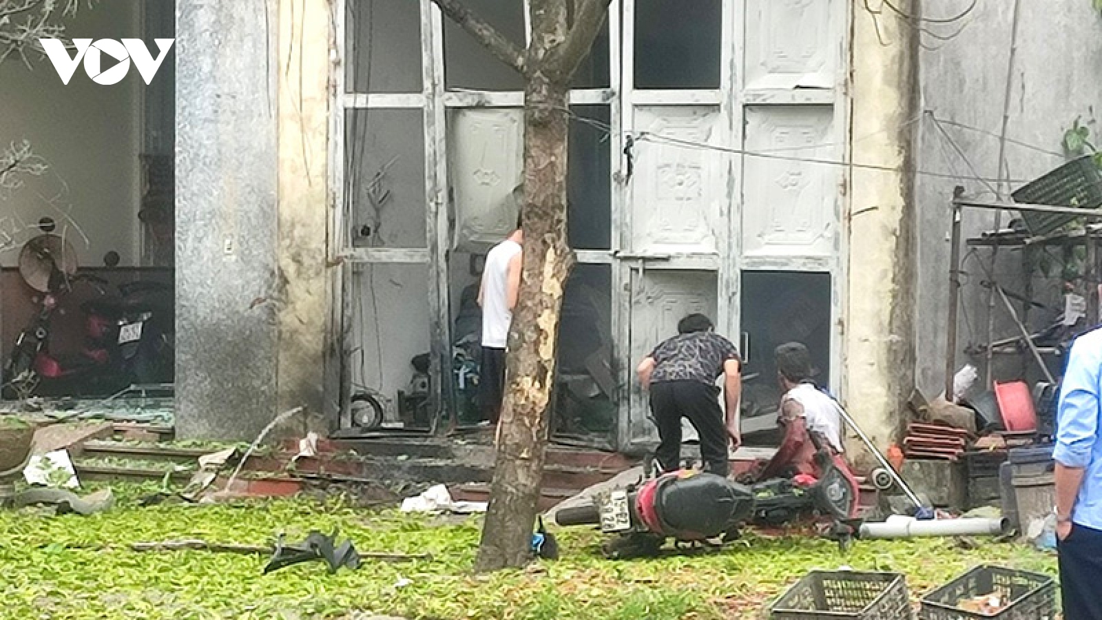 Quảng Ninh: 3 người bị thương sau vụ nổ tại nhà thu mua phế liệu