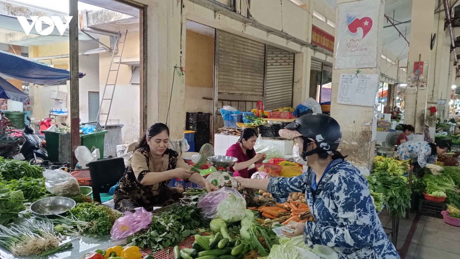 Quận 12 triển khai “chợ không tiền mặt”