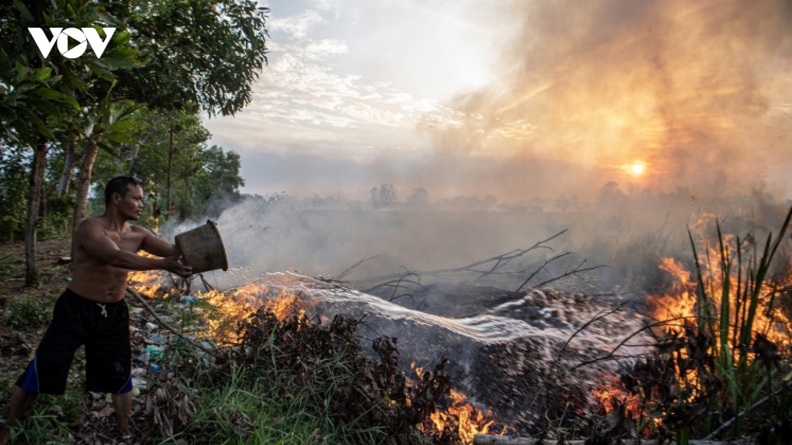 Indonesia “gồng mình” đối phó tình trạng cháy rừng vì El Nino