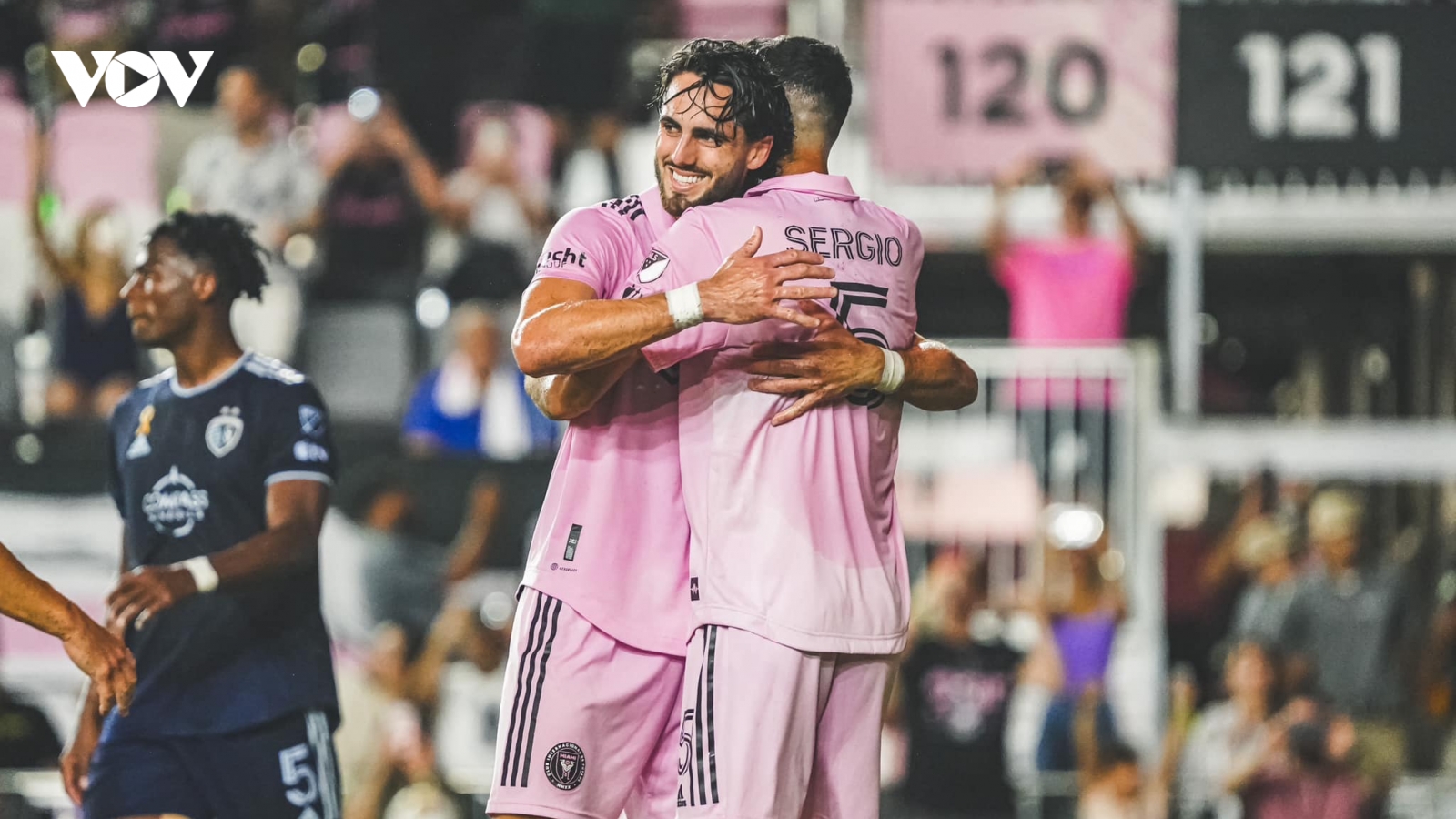 Vắng Messi, Inter Miami vẫn thắng trận để nuôi hy vọng đá play-off MLS
