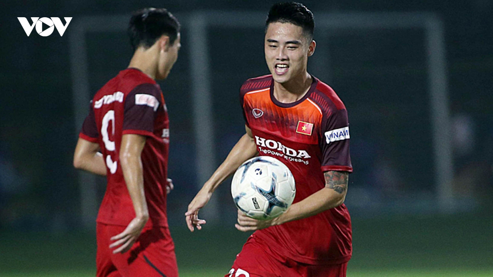 Chuyển nhượng V-League: Trò cũ của HLV Park Hang Seo có bến đỗ mới