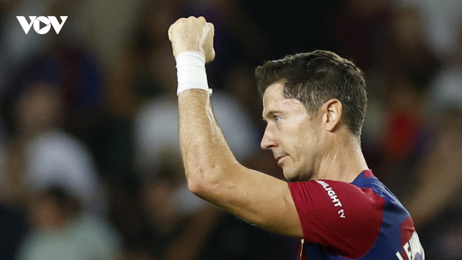 Kết quả bóng đá hôm nay 17/9: Lewandowski giúp Barca đại thắng Betis