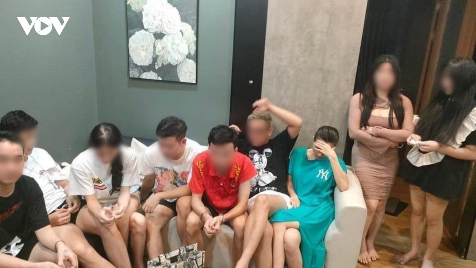 Khởi tố 6 đối tượng về hành vi tàng trữ, tổ chức sử dụng ma túy