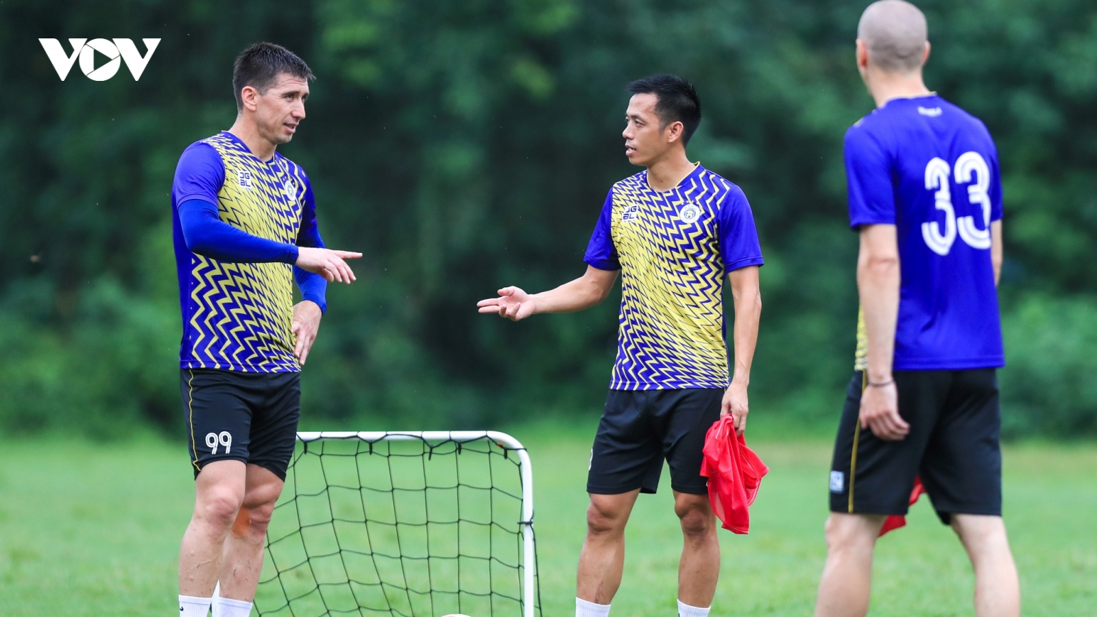 Chuyển nhượng V-League: Hà Nội FC bất ngờ chia tay ngoại binh