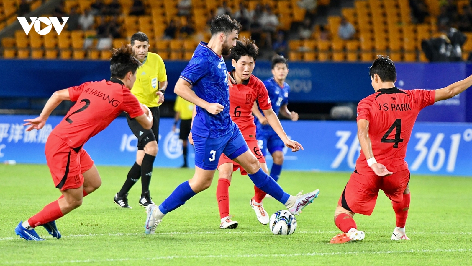 HLV Thái Lan xin lỗi vì thua 0-4 trước Olympic Hàn Quốc ở ASIAD 19