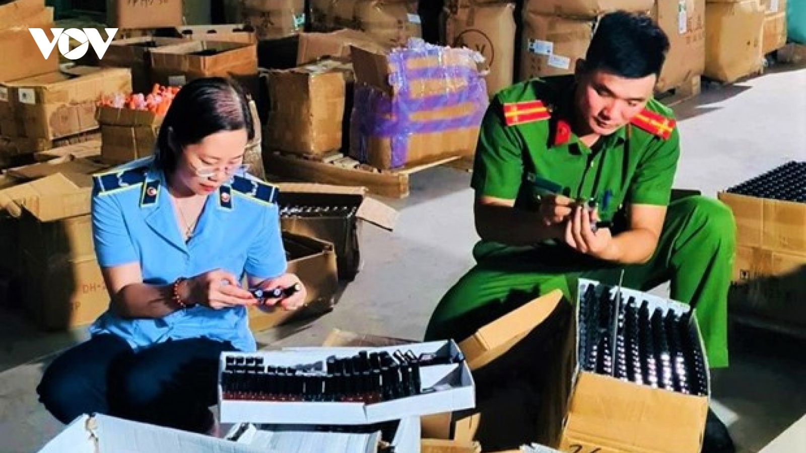 Phát hiện số lượng lớn sản phẩm làm đẹp không rõ nguồn gốc