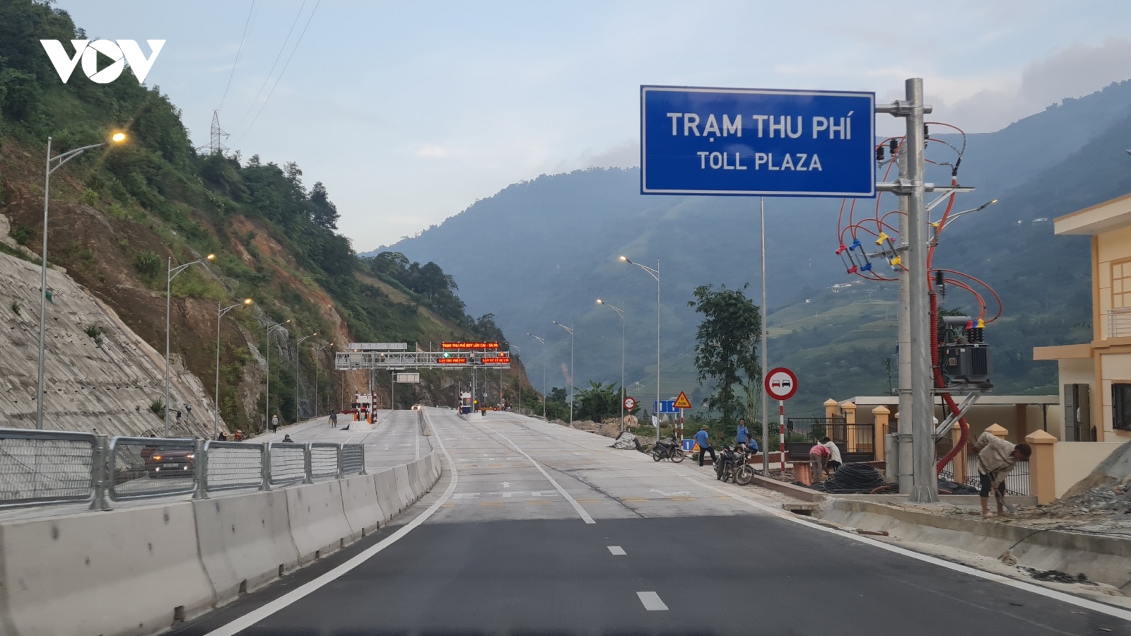 Thông xe toàn tuyến nối cao tốc Nội Bài – Lào Cai đi Sa Pa