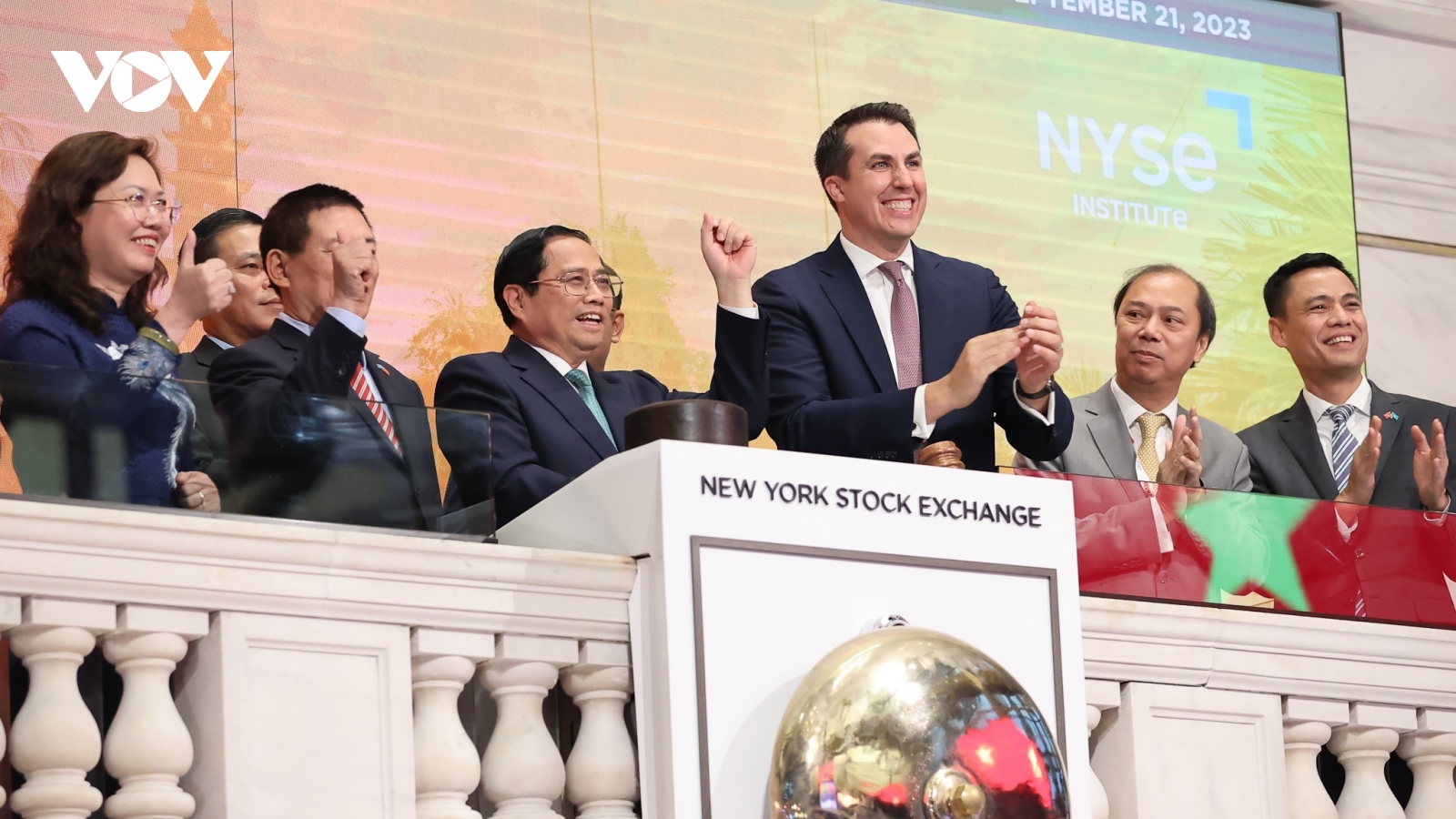 Thủ tướng Phạm Minh Chính rung chuông khai mạc phiên giao dịch tại sàn NYSE