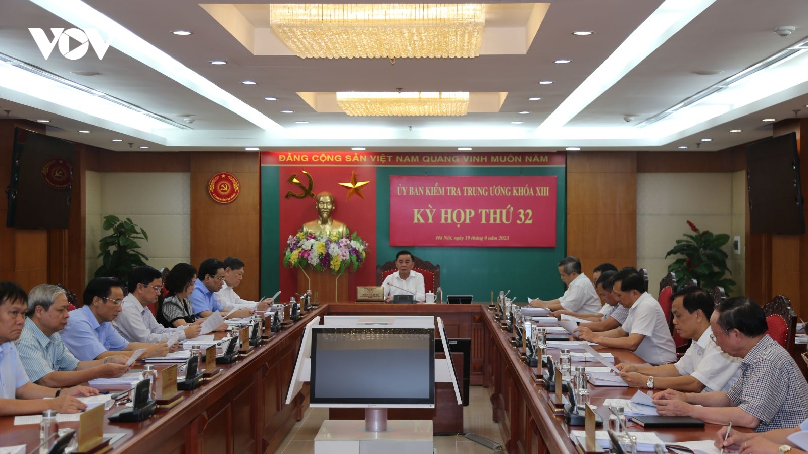 Thông cáo báo chí Kỳ họp thứ 32 của Ủy ban Kiểm tra Trung ương