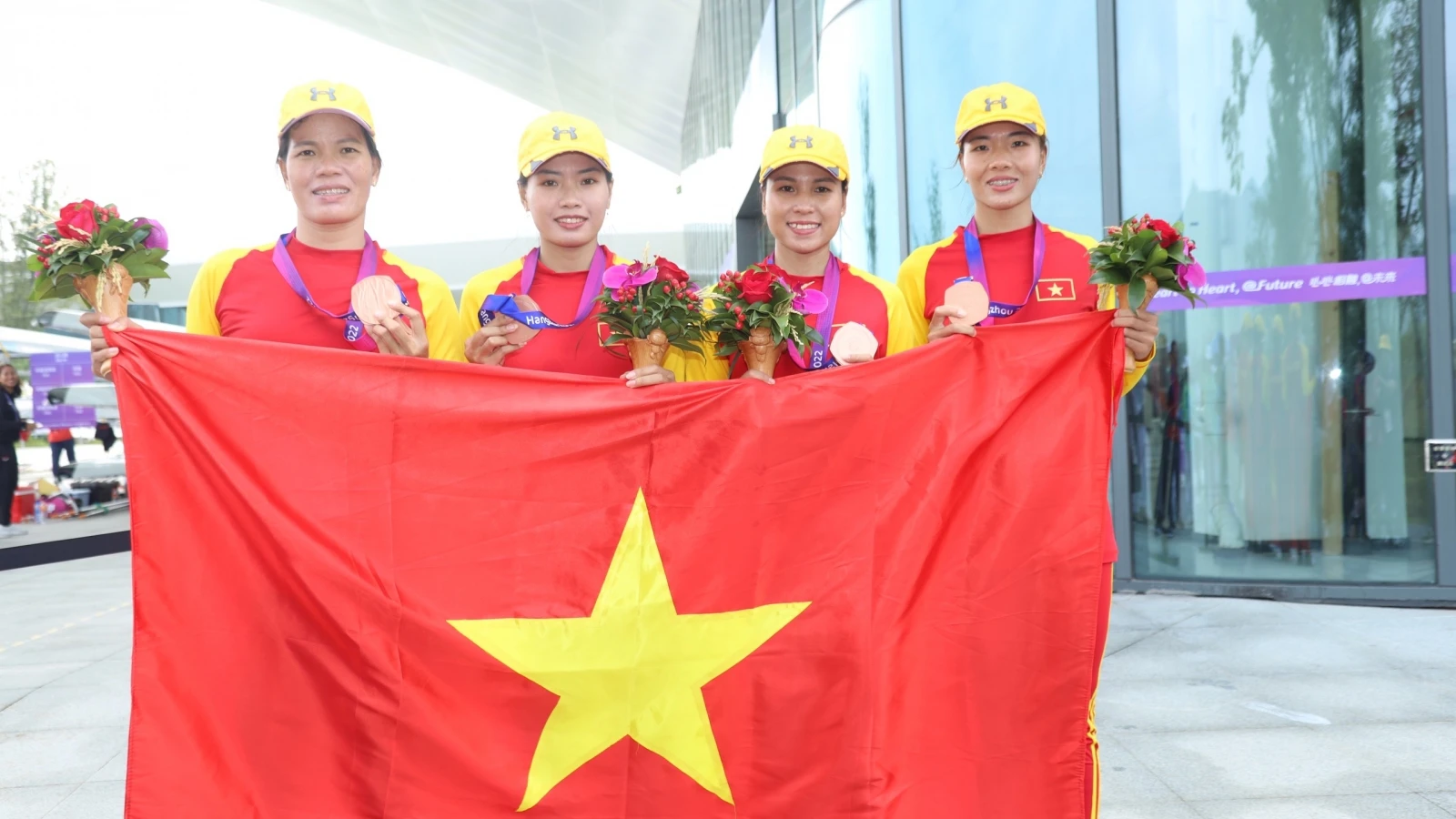 Tin bóng đá 24/9: Đoàn Thể thao Việt Nam giành 2 HCĐ ở ASIAD 19