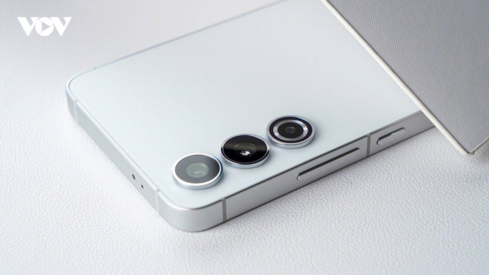 Gia đình Galaxy S24 ra mắt năm sau sẽ có khung titan