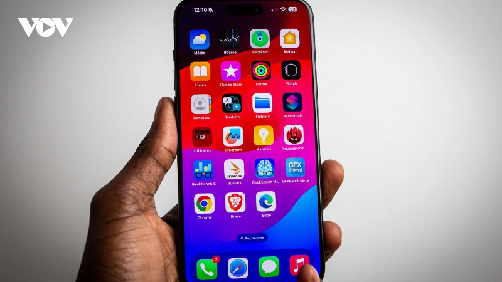 Hệ điều hành iOS 17.0.3 khiến kết nối Wi-Fi trên iPhone 15 chập chờn
