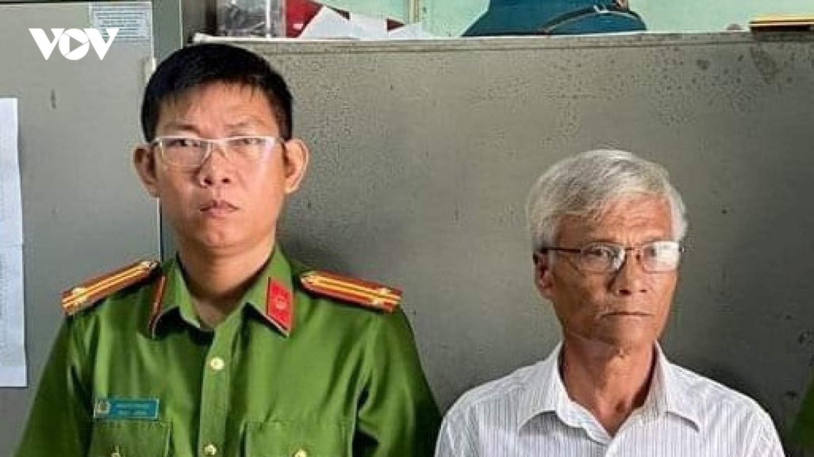 Bắt tạm giam thầy chủ nhiệm xâm hại 2 nữ sinh tiểu học