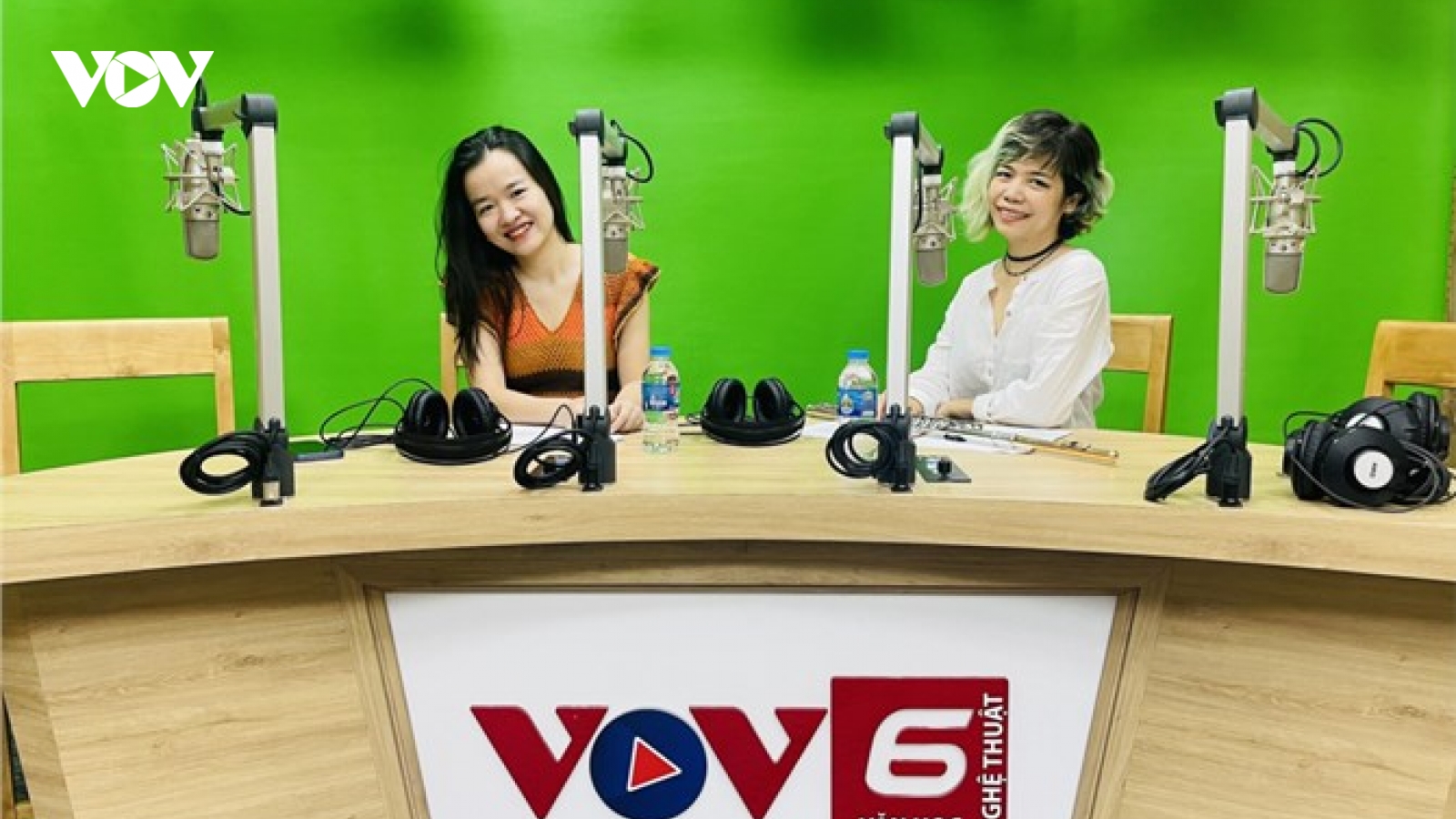 Nghệ sĩ sáo flute Lê Thư Hương - Thăng hoa với sắc màu