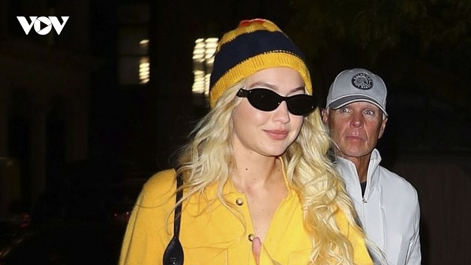 Gigi Hadid tự tin xuống phố giữa tin đồn bị doạ giết