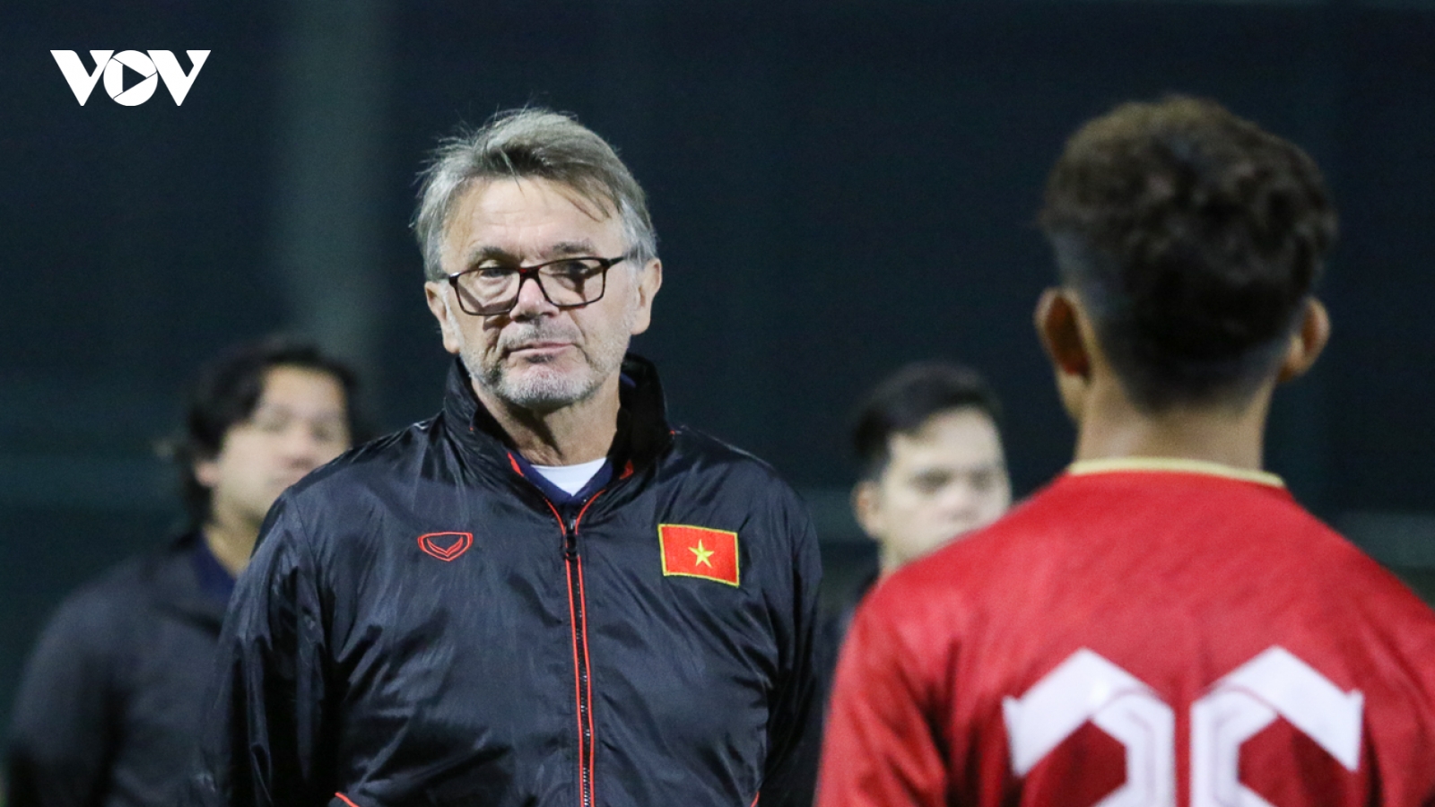HLV Troussier "lên dây cót" cho ĐT Việt Nam, hướng tới trận gặp Uzbekistan