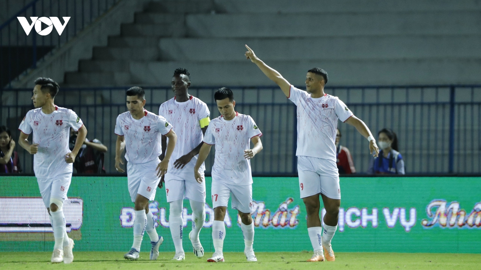Kết quả V-League 2023/2024: Hải Phòng hòa kịch tính HAGL