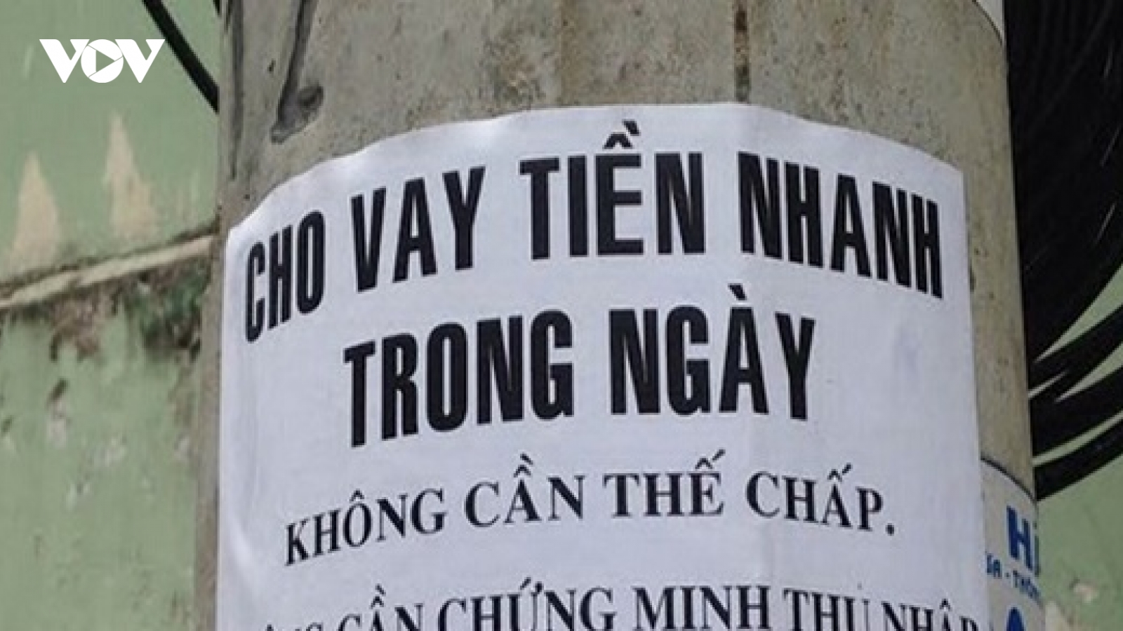 Hai cựu cán bộ ở Hà Nội hầu tòa vì cáo buộc cho vay nặng lãi 182%/năm