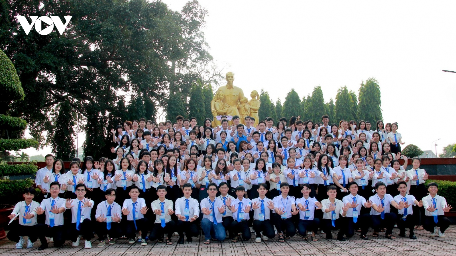 Đắk Lắk đồng hành, hỗ trợ và phát triển sinh viên dân tộc thiểu số