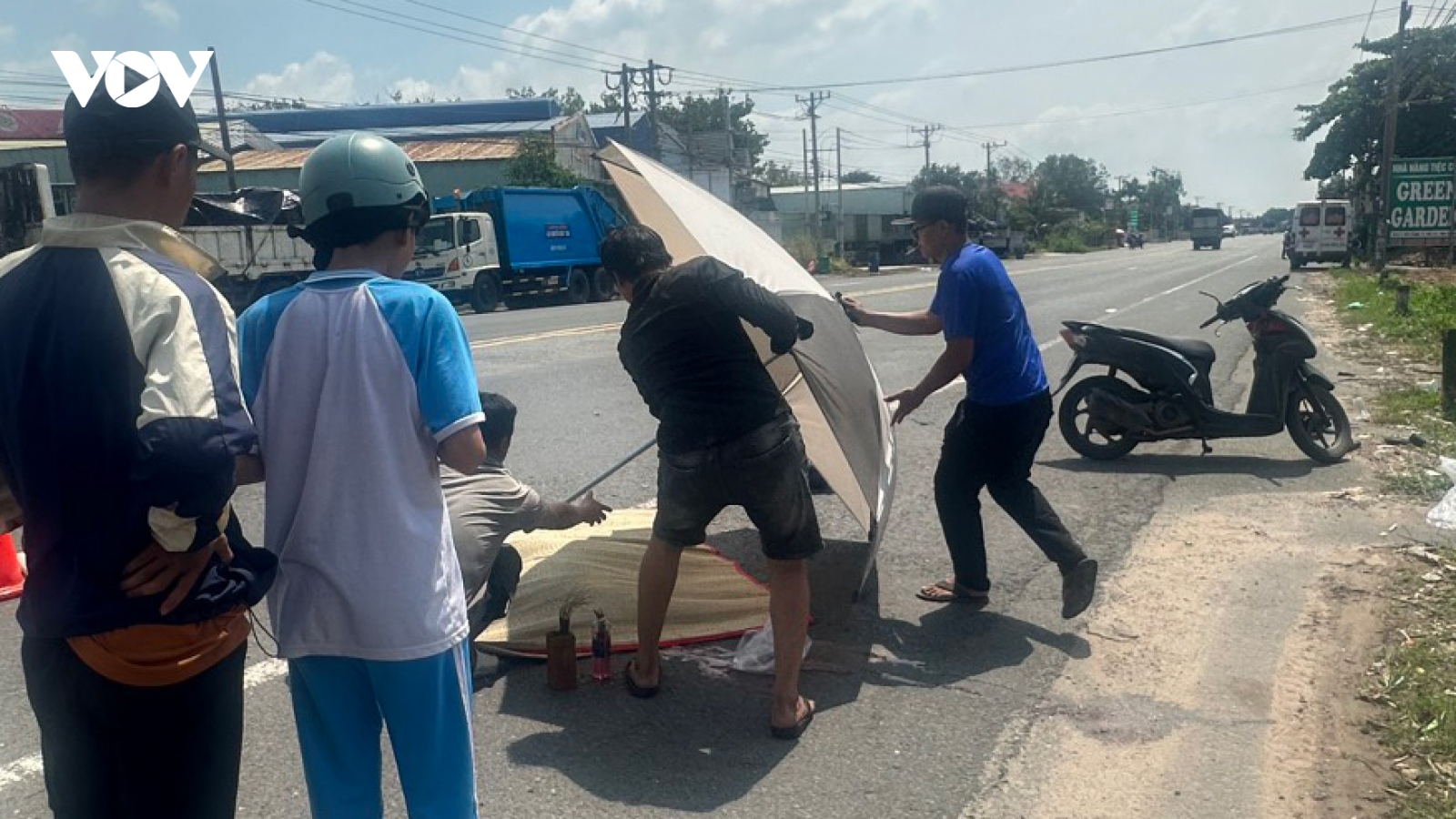Truy tìm xe tải liên quan vụ tai nạn khiến bé gái lớp 3 ở Bình Dương tử vong