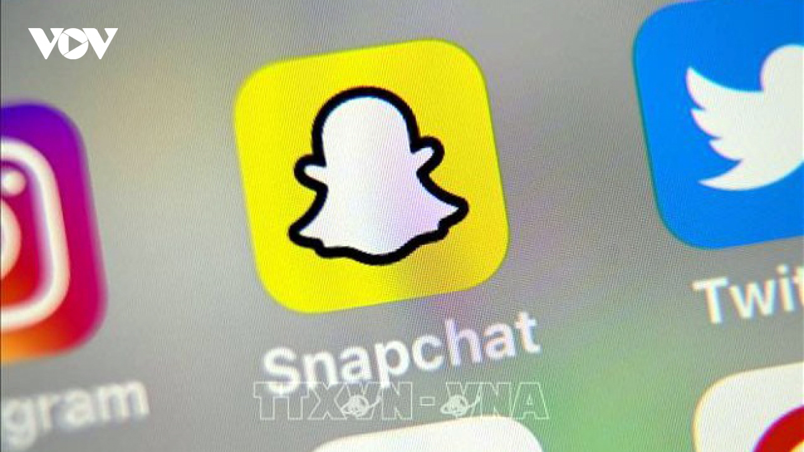 Anh điều tra Chatbot AI của Snapchat đe dọa quyền riêng tư của trẻ em